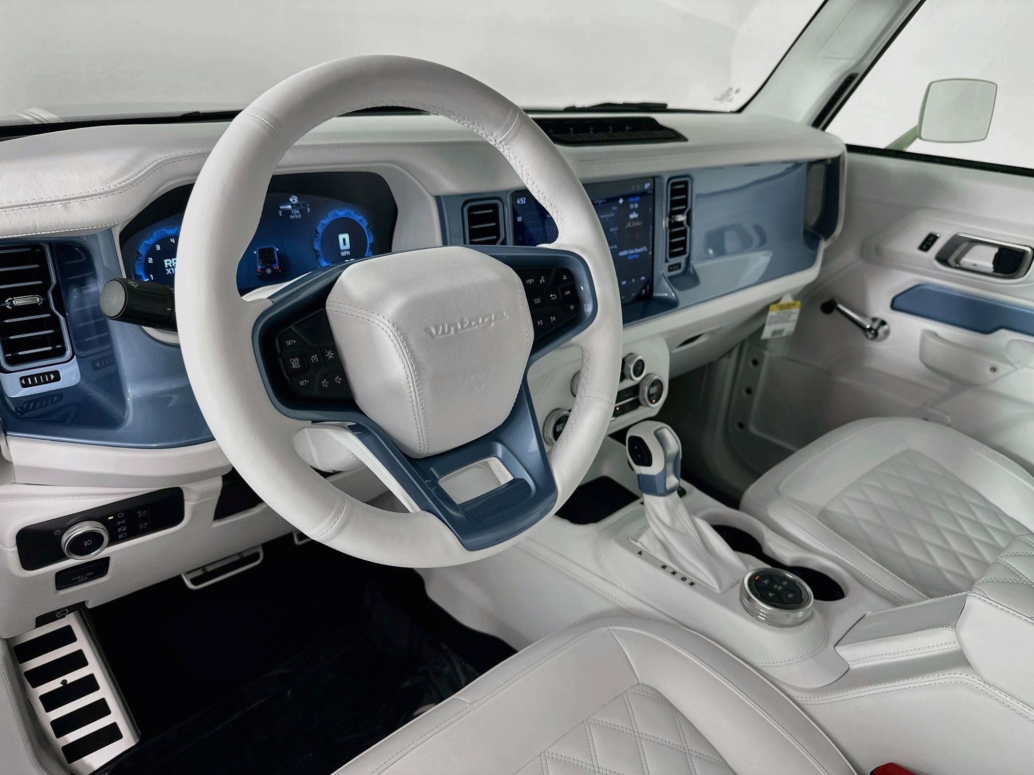 2025 Ford Bronco Vintage