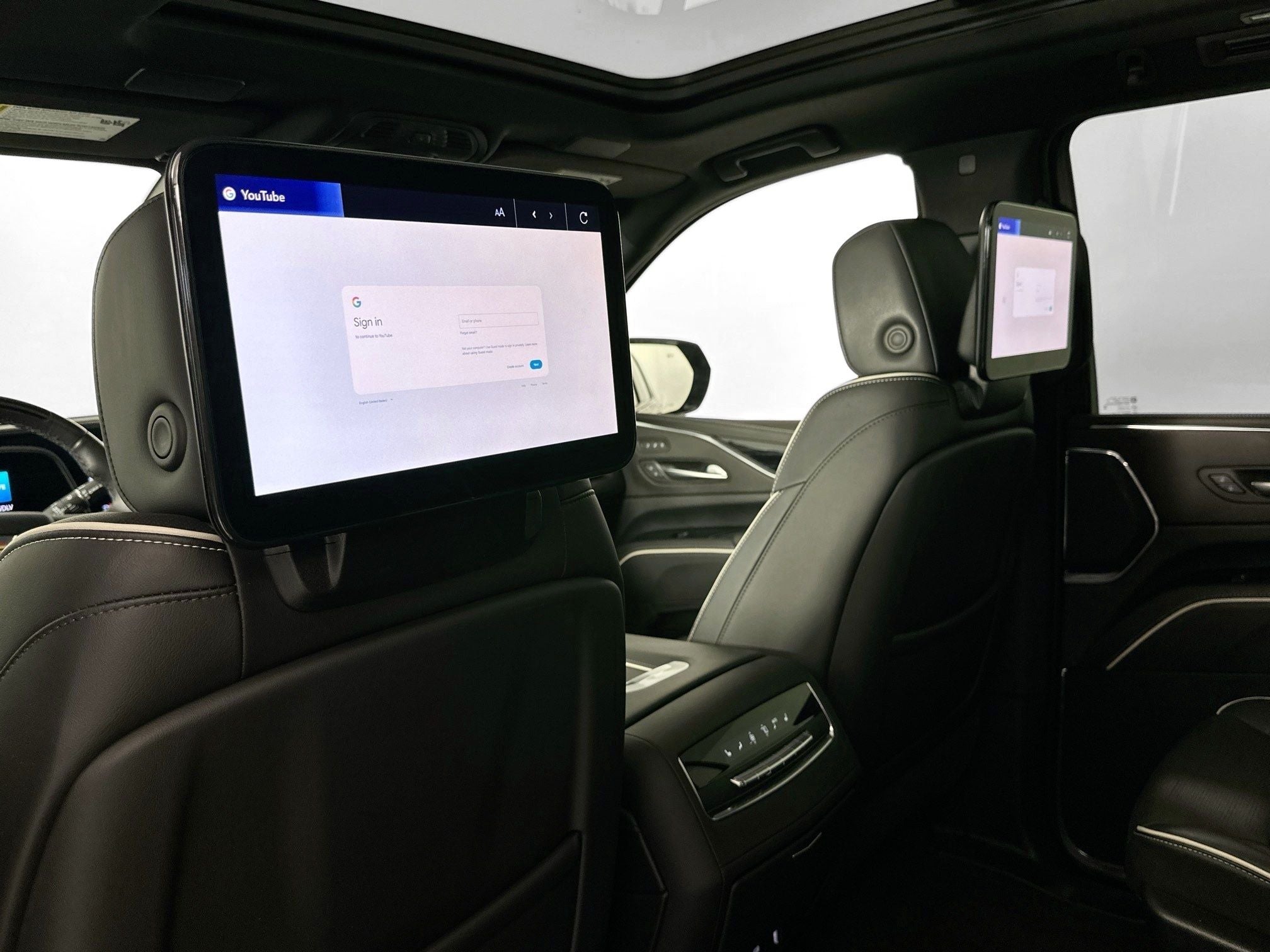2024 Cadillac Escalade ESV Sport