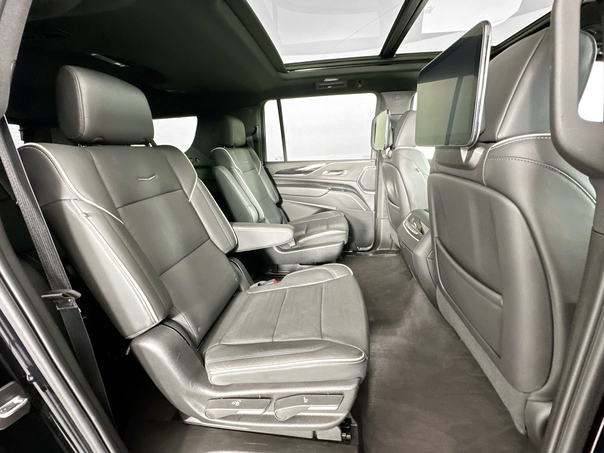 2024 Cadillac Escalade ESV Sport