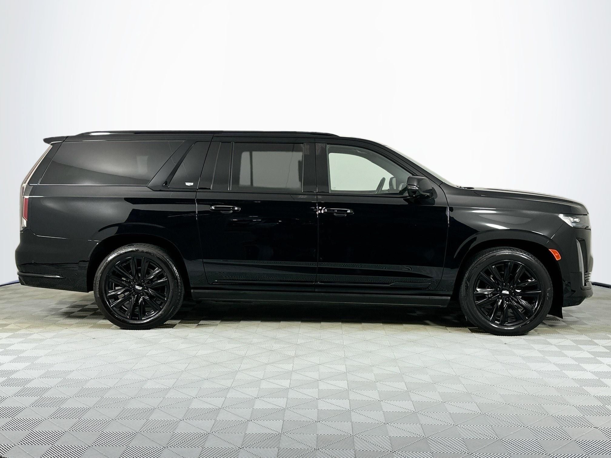 2024 Cadillac Escalade ESV Sport