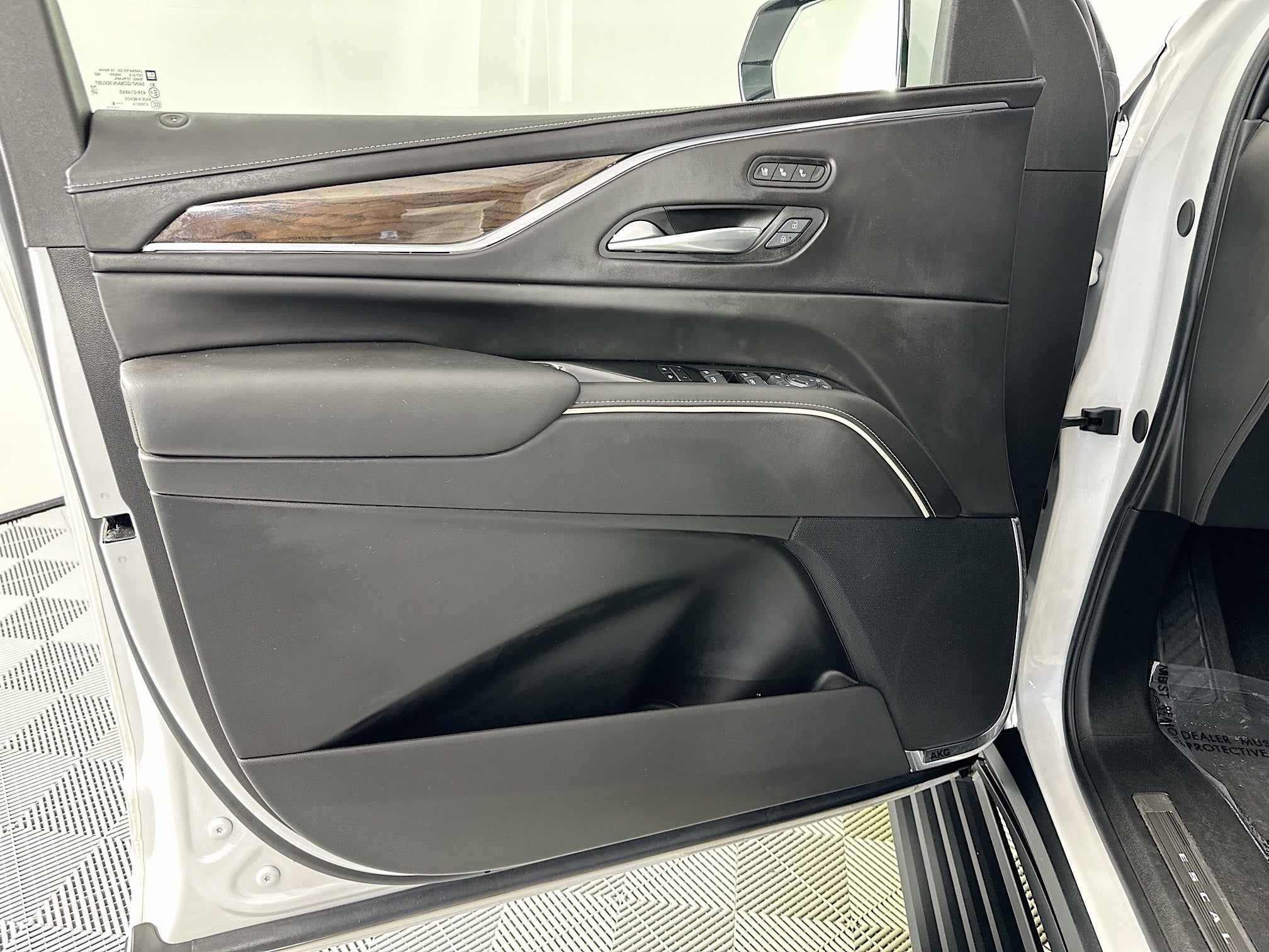 2024 Cadillac Escalade ESV Sport Platinum