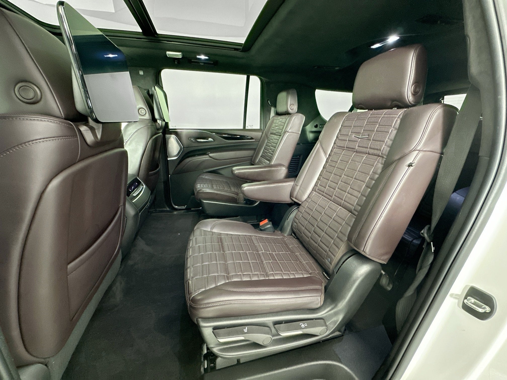 2022 Cadillac Escalade ESV Sport Platinum