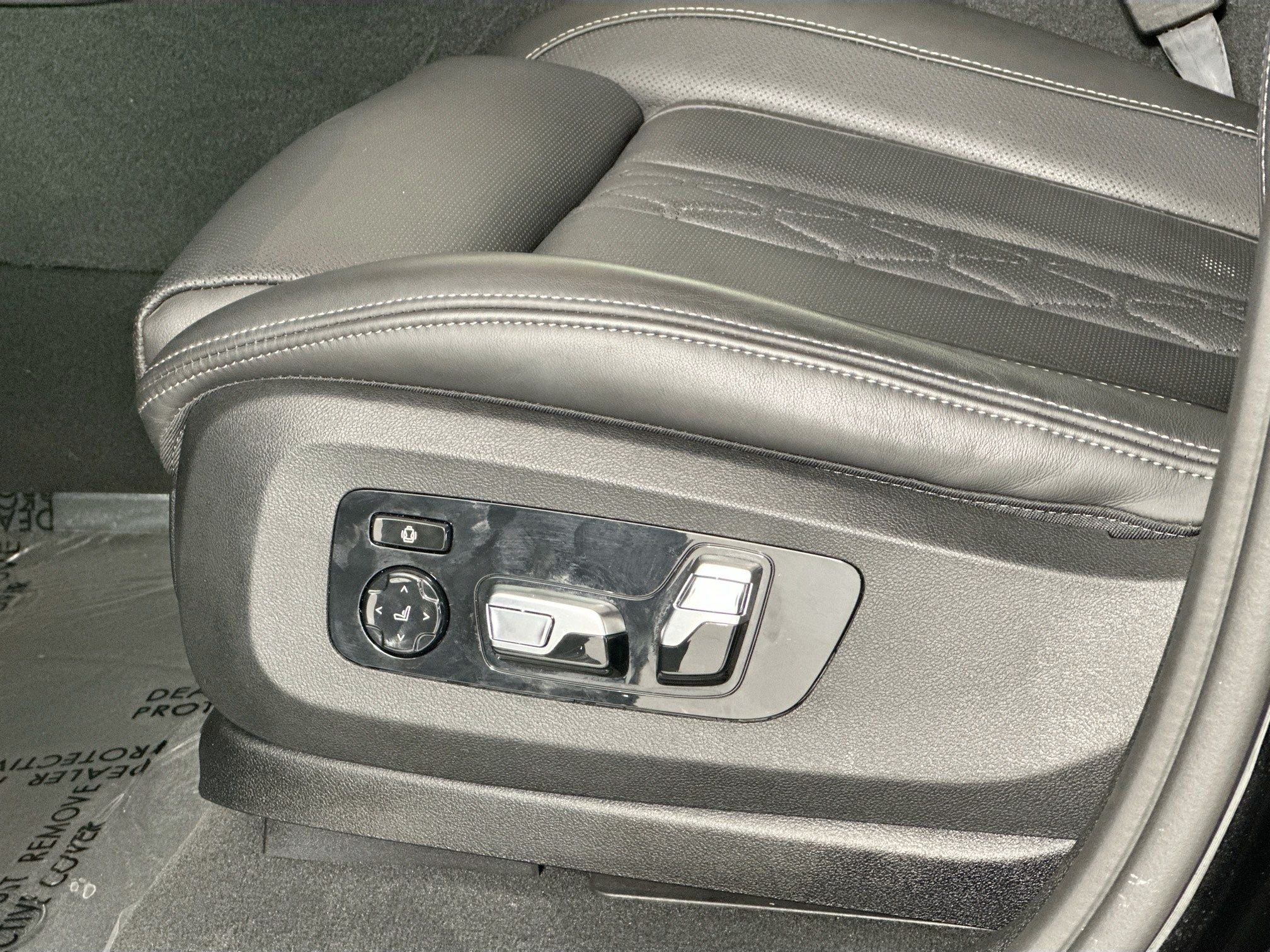 2023 BMW X6 M50i