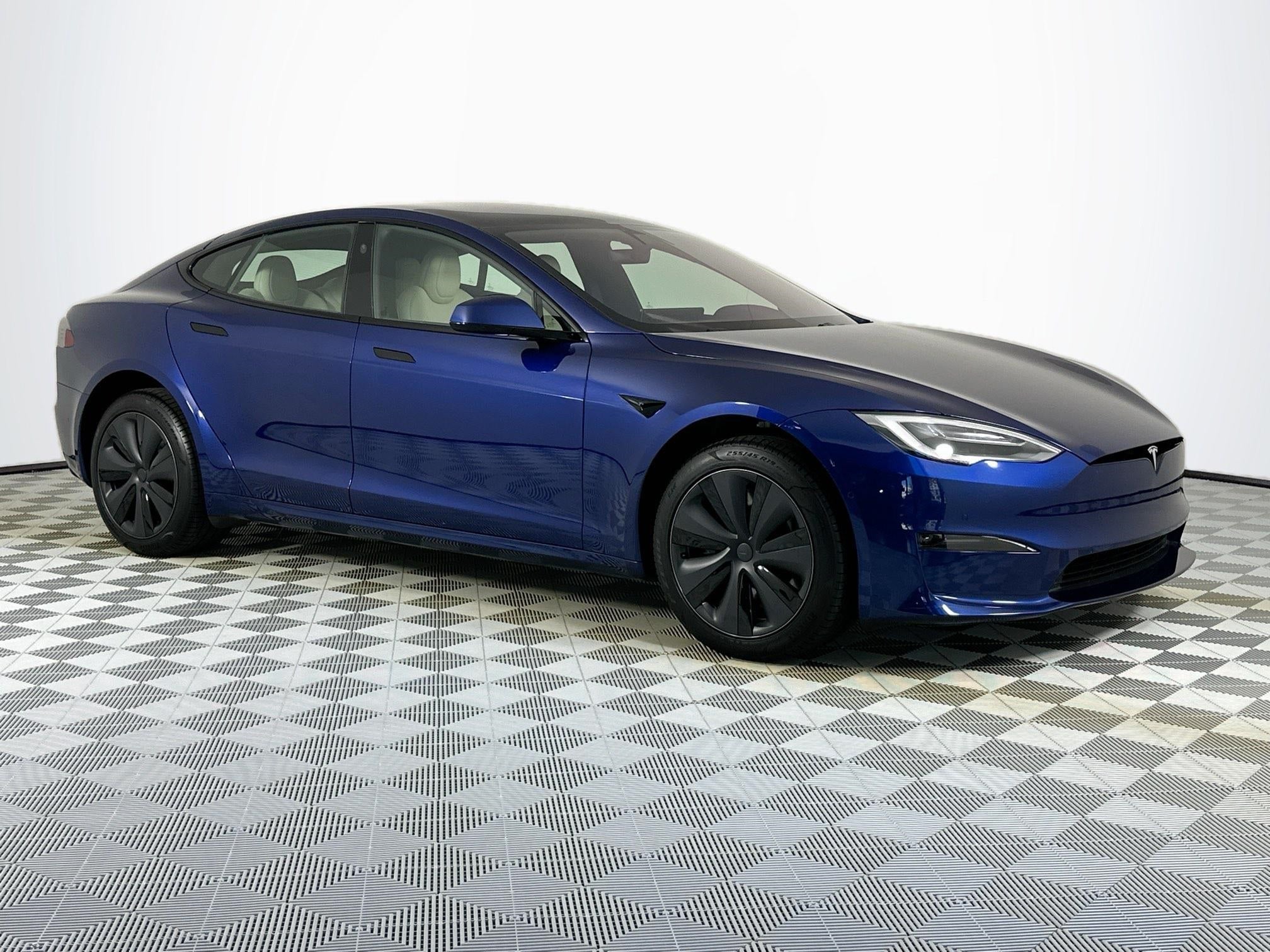 2021 Tesla Model S Long Range