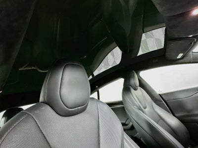 2022 Tesla Model S Base