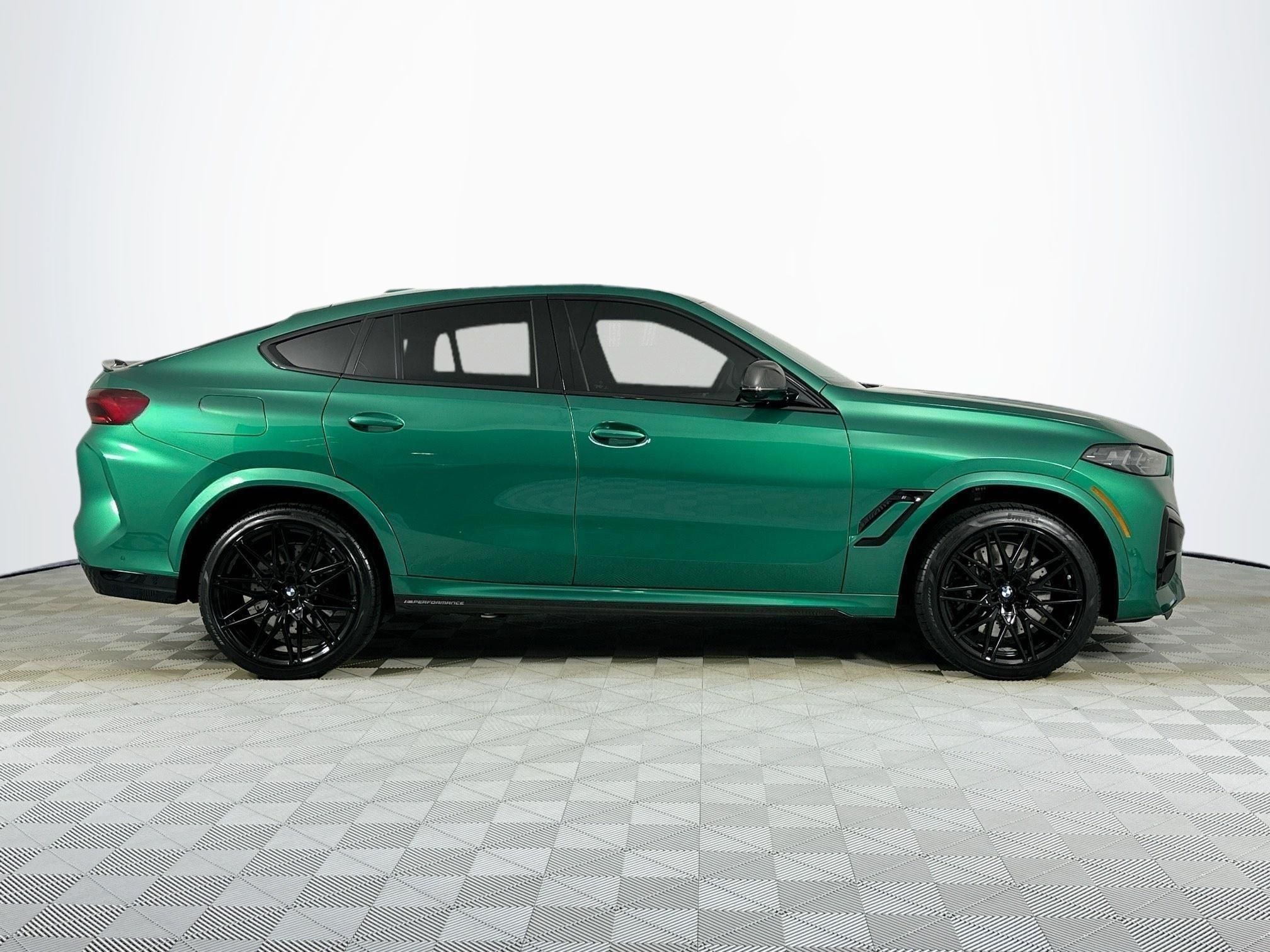 2025 BMW X6 M MP Full Exterior Carbon Pack