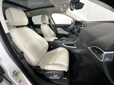 2019 Jaguar F-PACE 30t Prestige