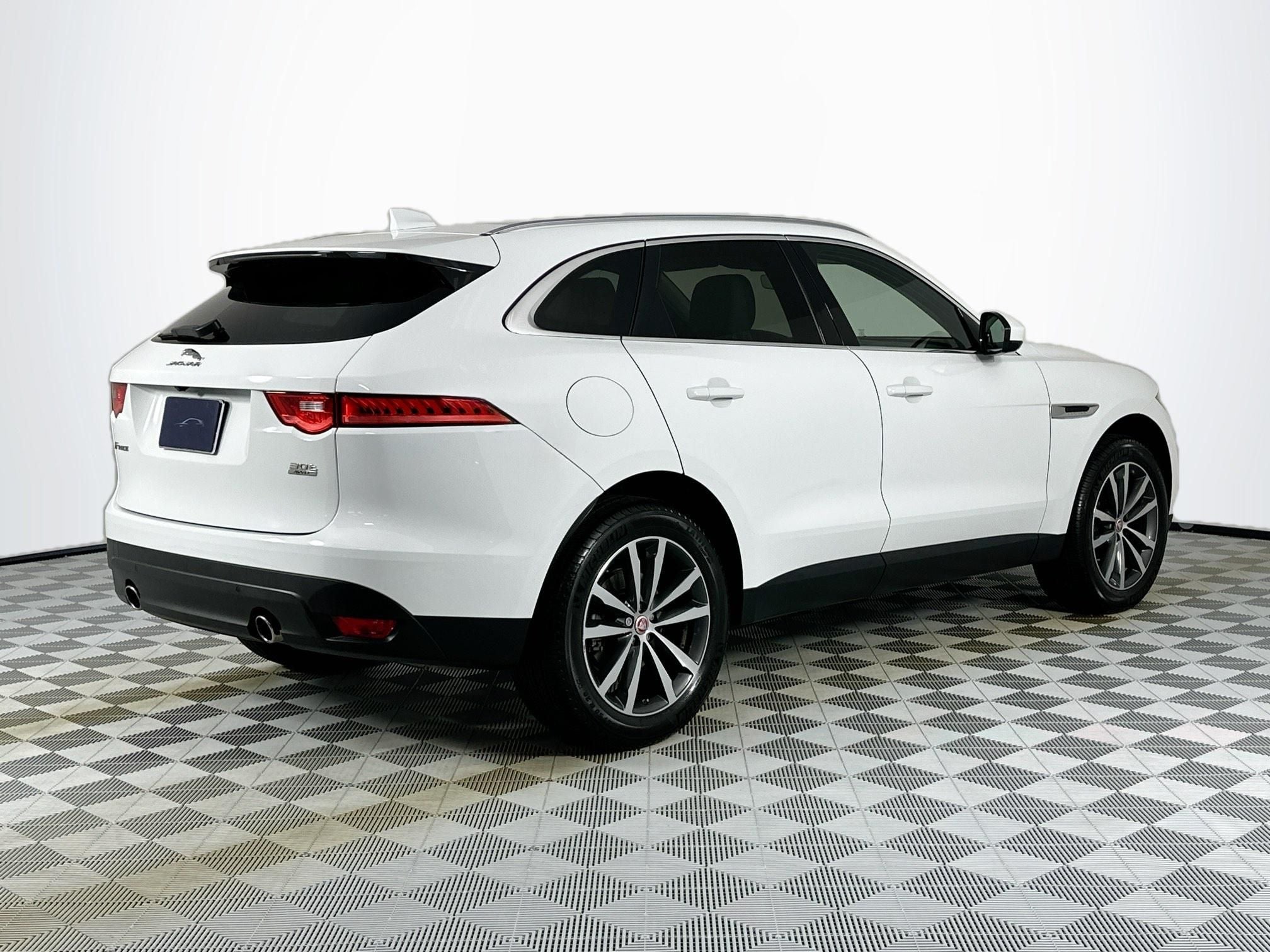 2019 Jaguar F-PACE 30t Prestige
