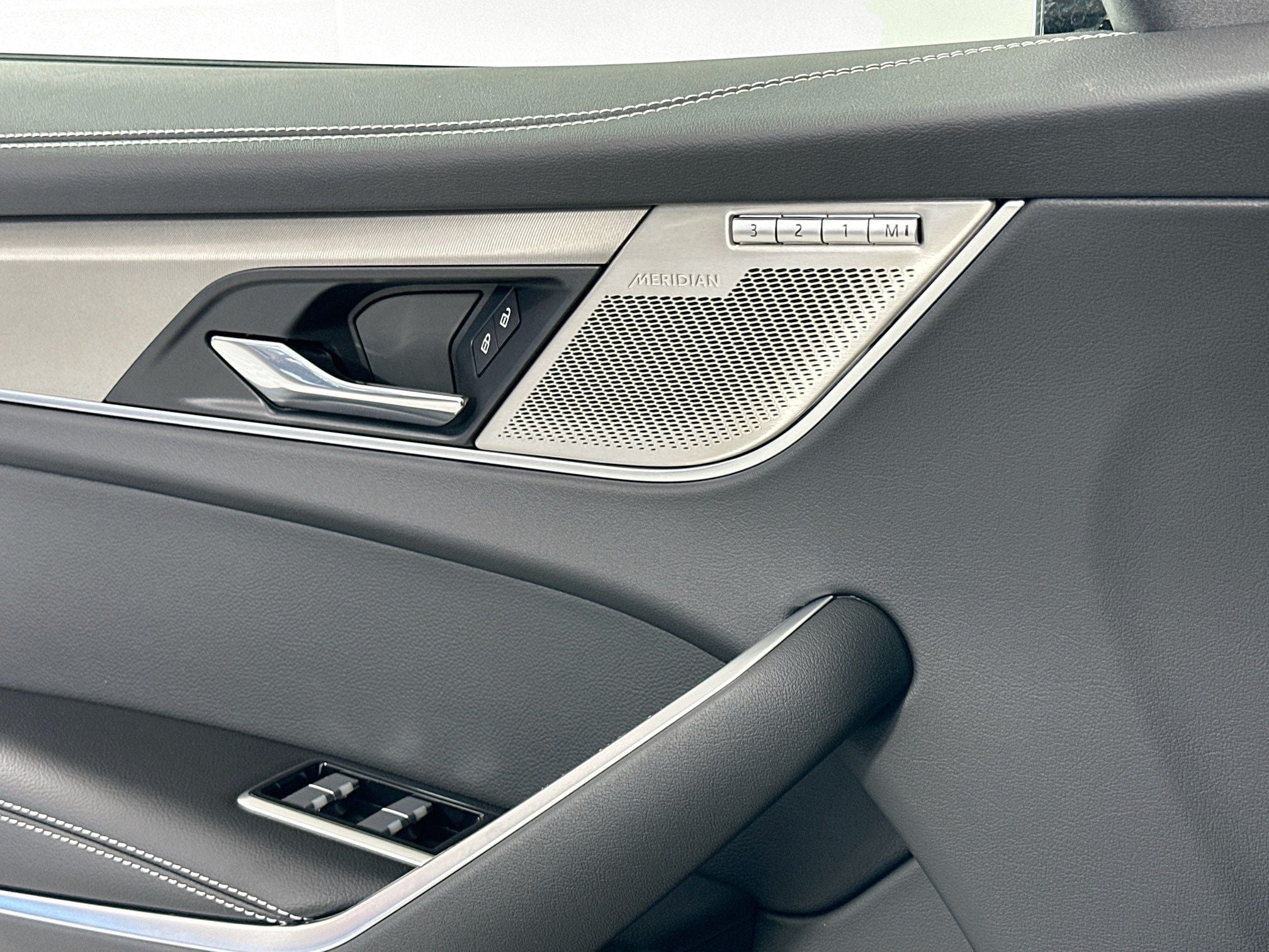 2026 Jaguar F-PACE P250 R-Dynamic S