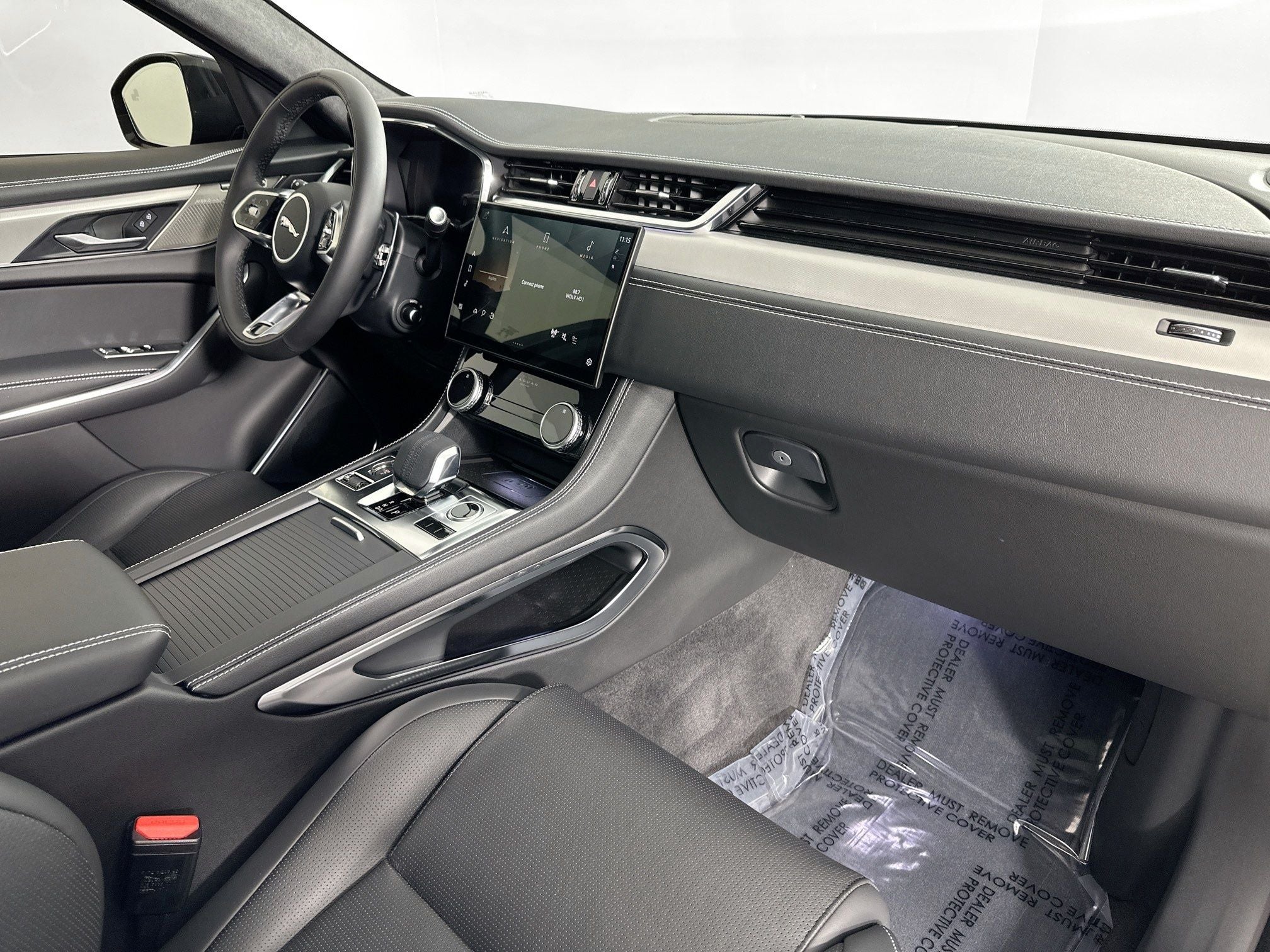 2025 Jaguar F-PACE P250 R-Dynamic S