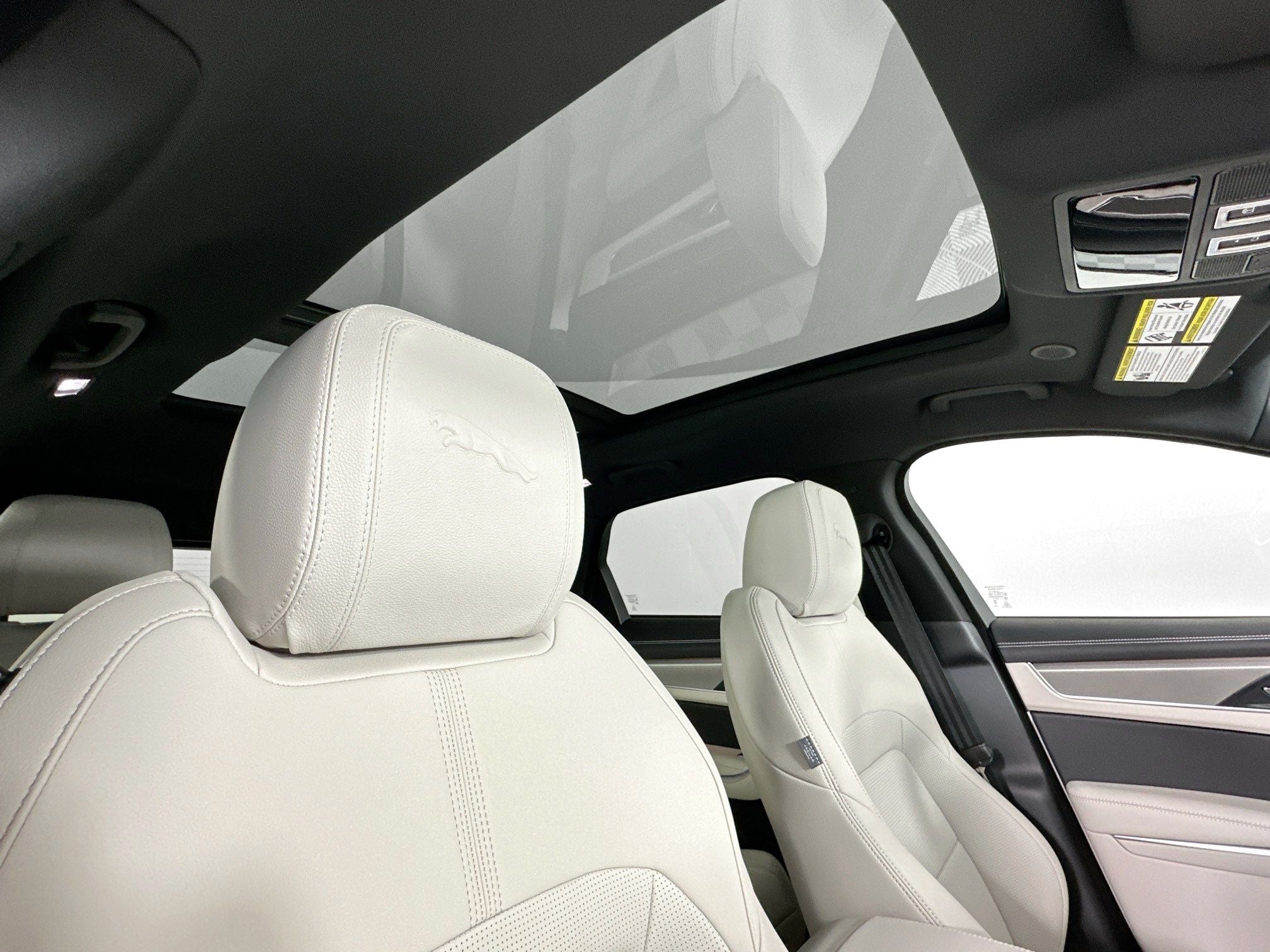 2026 Jaguar F-PACE P250 R-Dynamic S