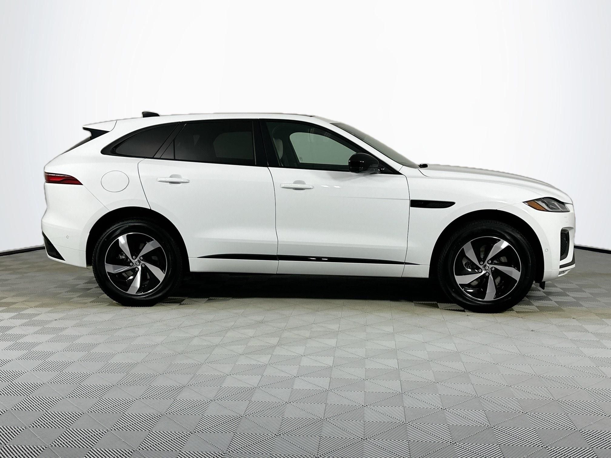 2026 Jaguar F-PACE P250 R-Dynamic S