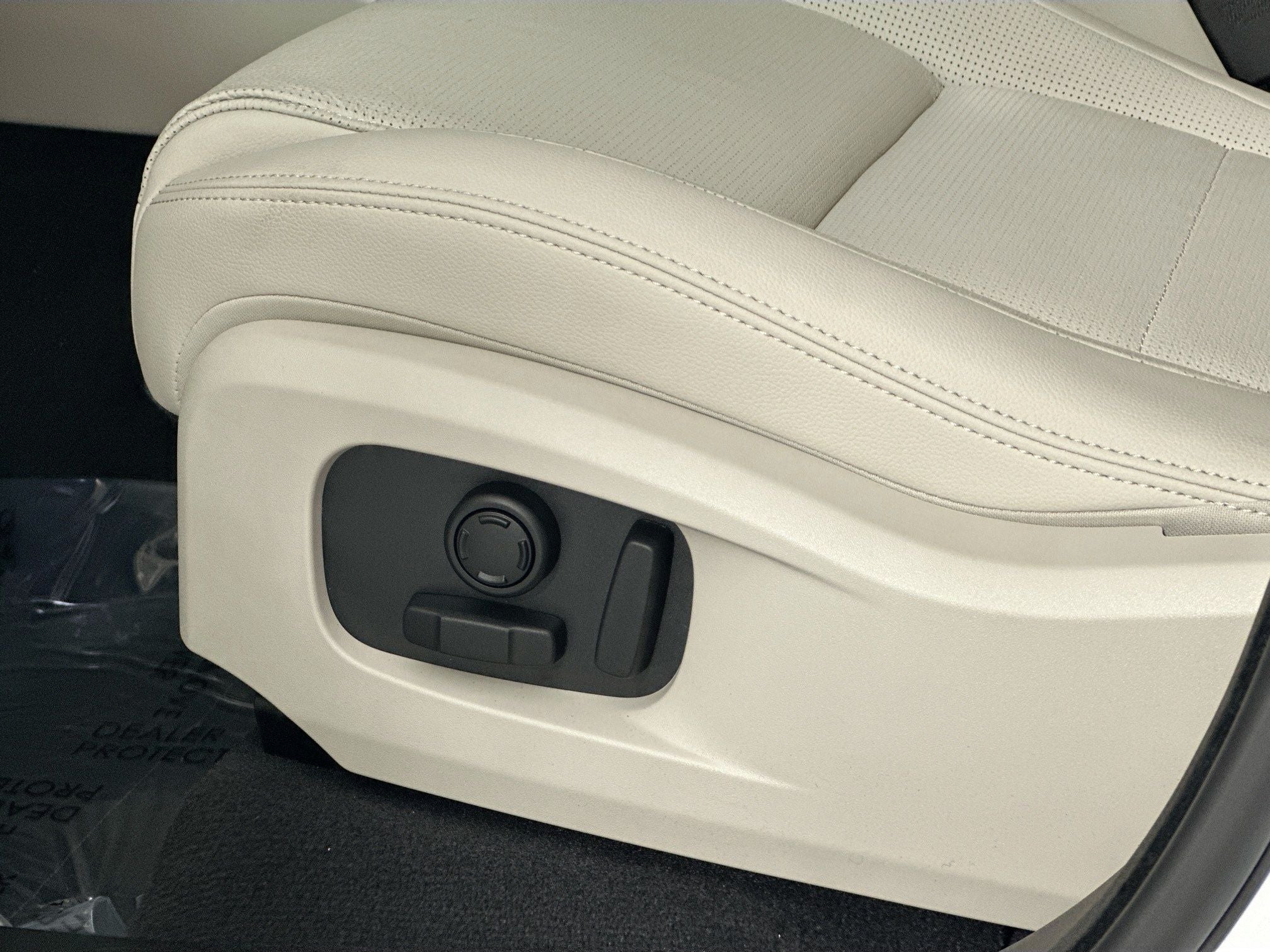 2026 Jaguar F-PACE P250 R-Dynamic S