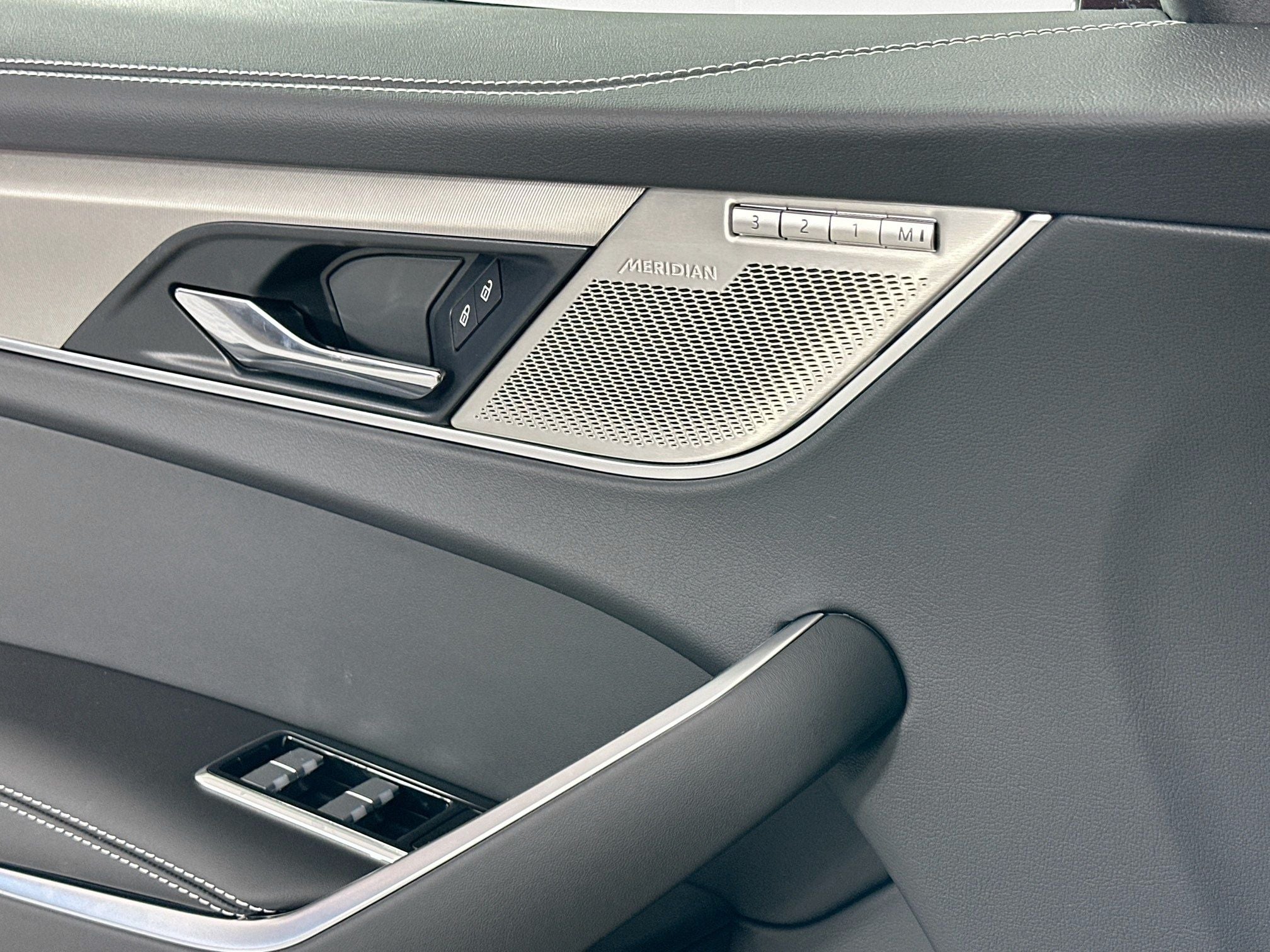 2026 Jaguar F-PACE P250 R-Dynamic S