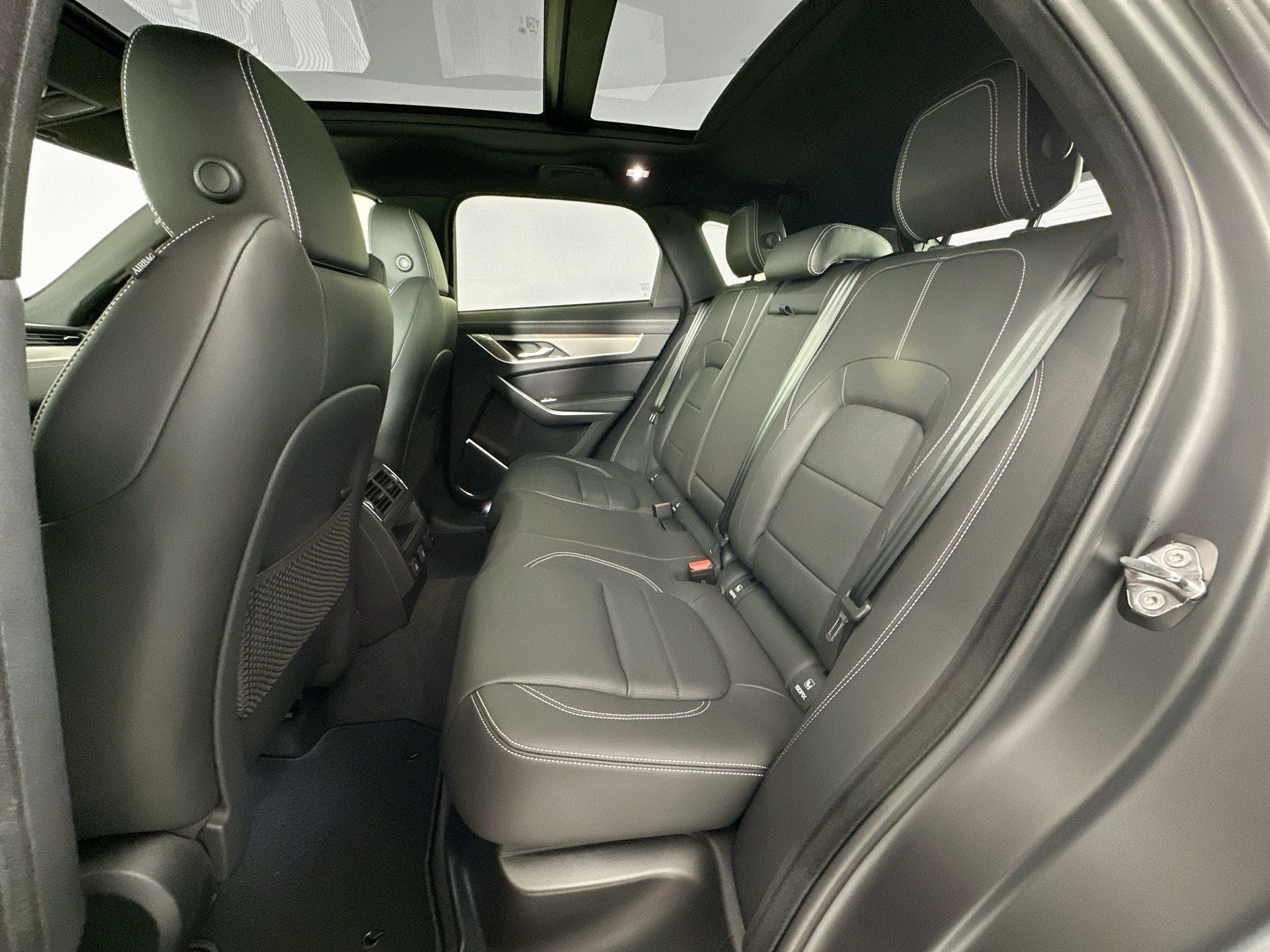 2026 Jaguar F-PACE P250 R-Dynamic S