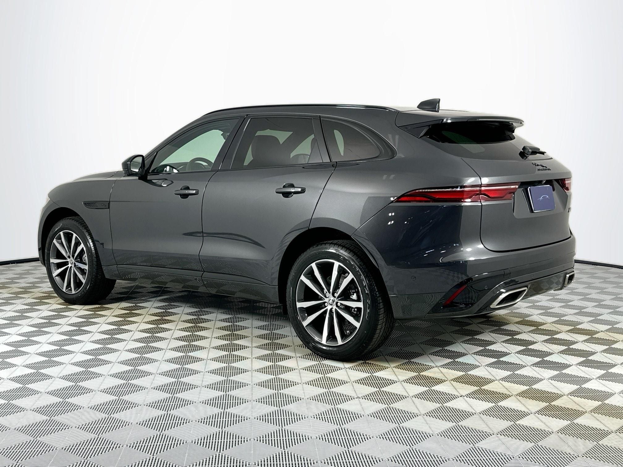 2026 Jaguar F-PACE P400 R-Dynamic S