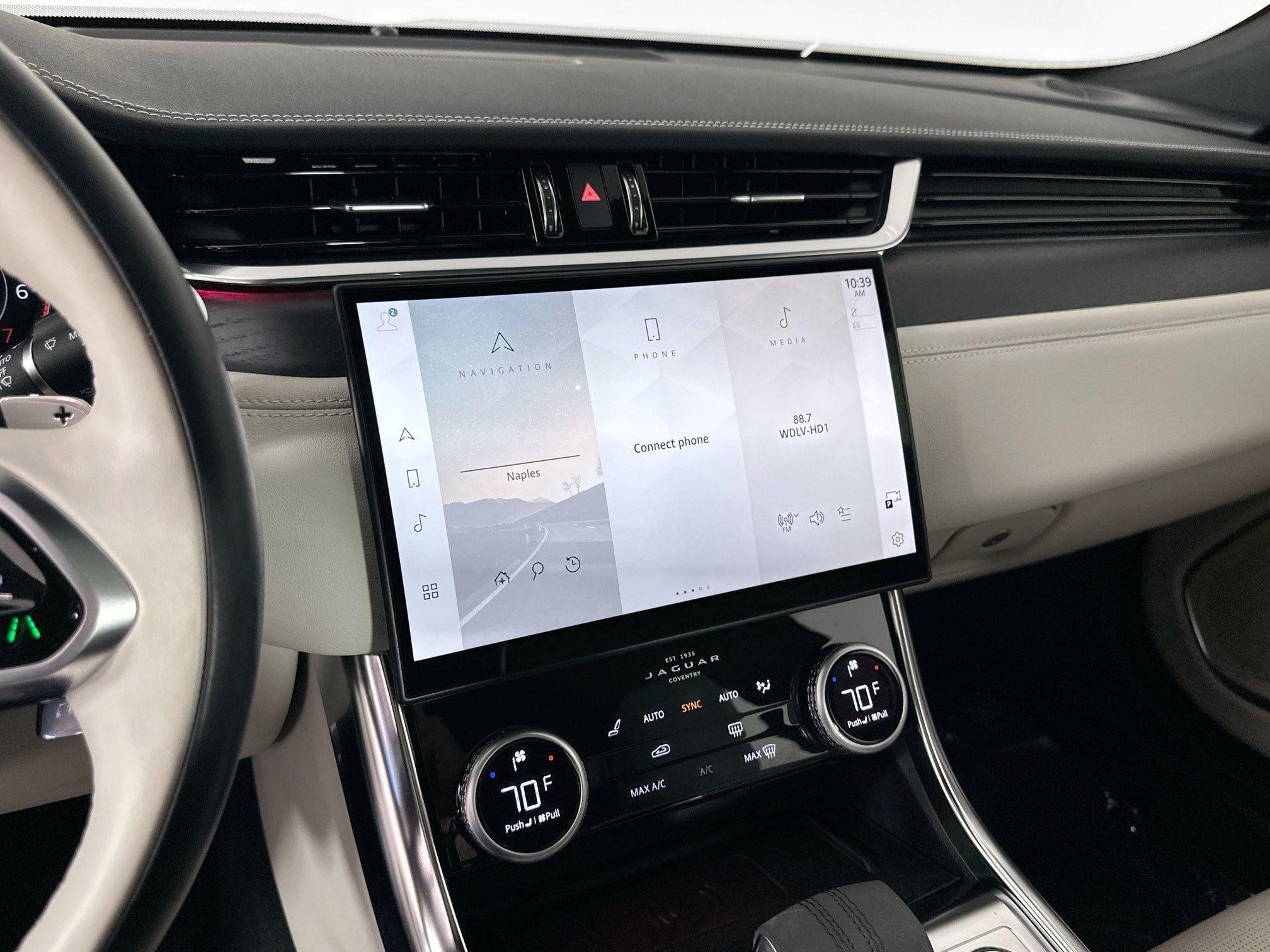 2024 Jaguar XF R-Dynamic SE