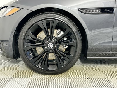 2024 Jaguar XF R-Dynamic SE