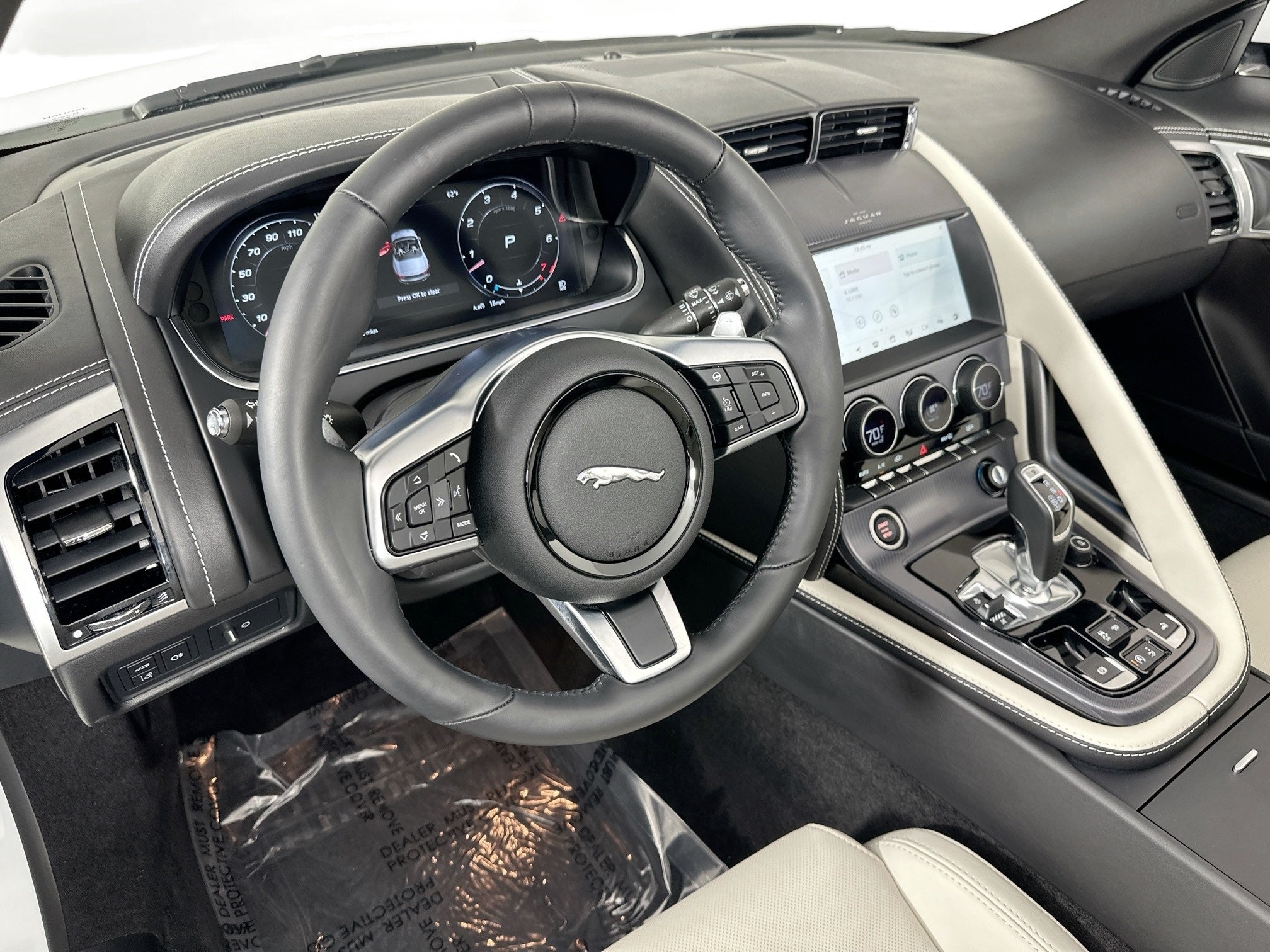 2024 Jaguar F-TYPE P450