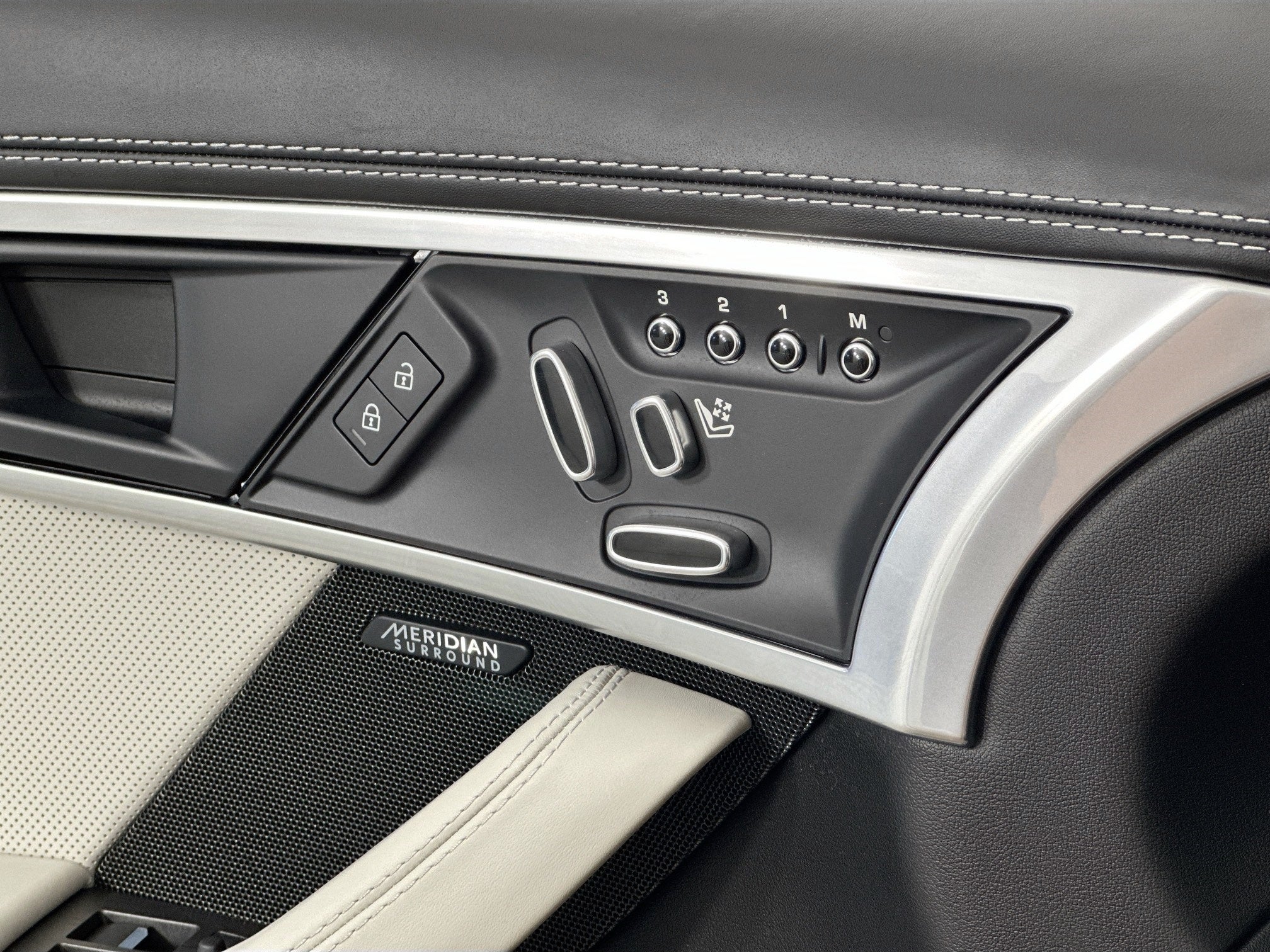 2024 Jaguar F-TYPE P450