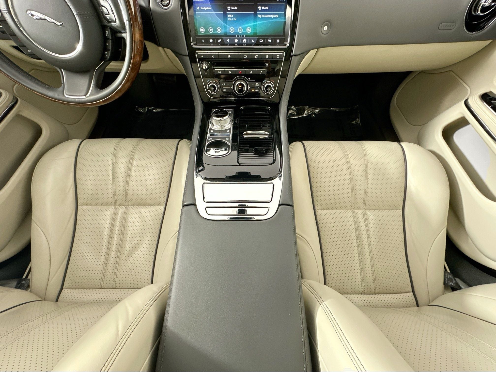 2018 Jaguar XJ R-Sport