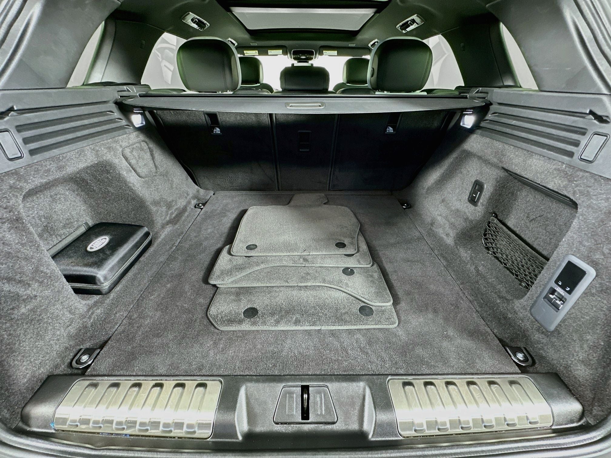 2025 Land Rover Range Rover Sport Plug-in Hybrid Dynamic SE