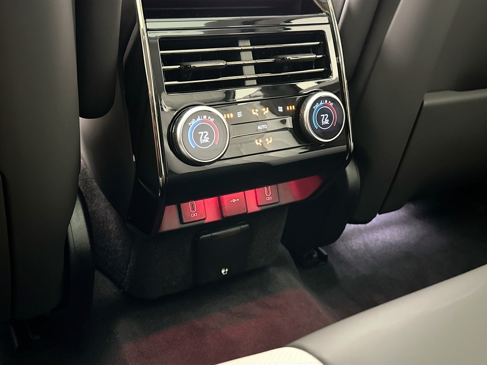 2026 Land Rover Range Rover Sport Dynamic SE