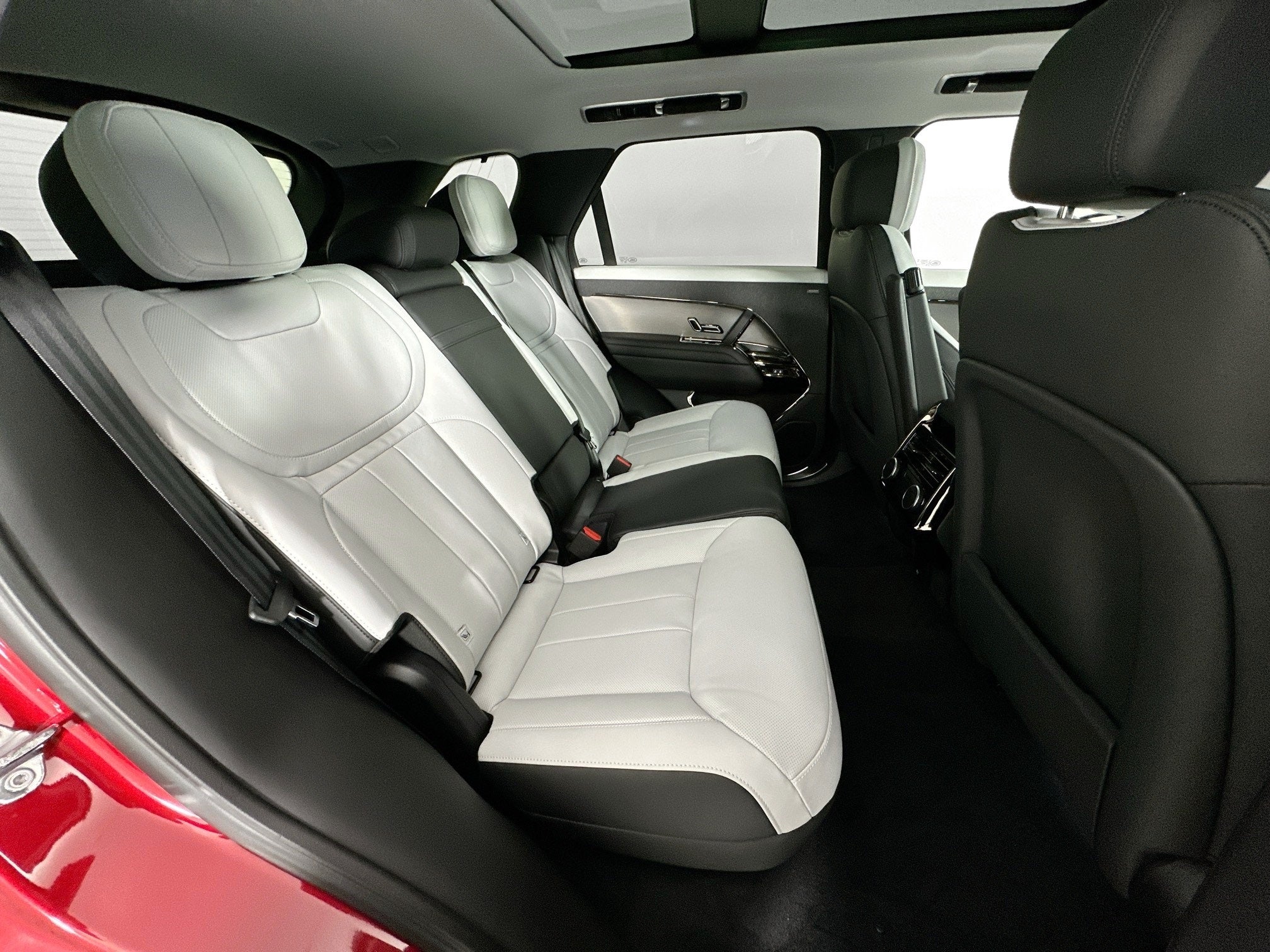 2026 Land Rover Range Rover Sport Dynamic SE