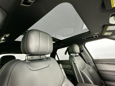 2026 Land Rover Range Rover Sport SE