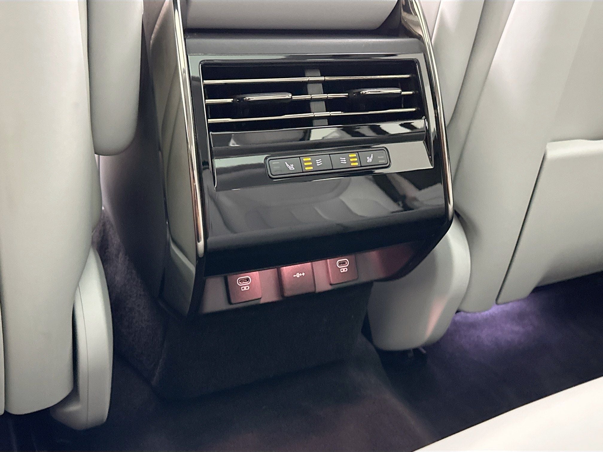 2023 Land Rover Range Rover Sport SE