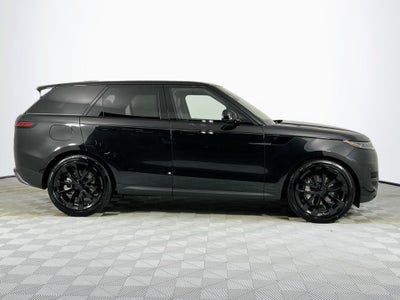 2026 Land Rover Range Rover Sport SE