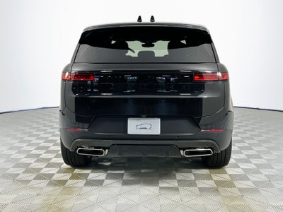 2026 Land Rover Range Rover Sport SE