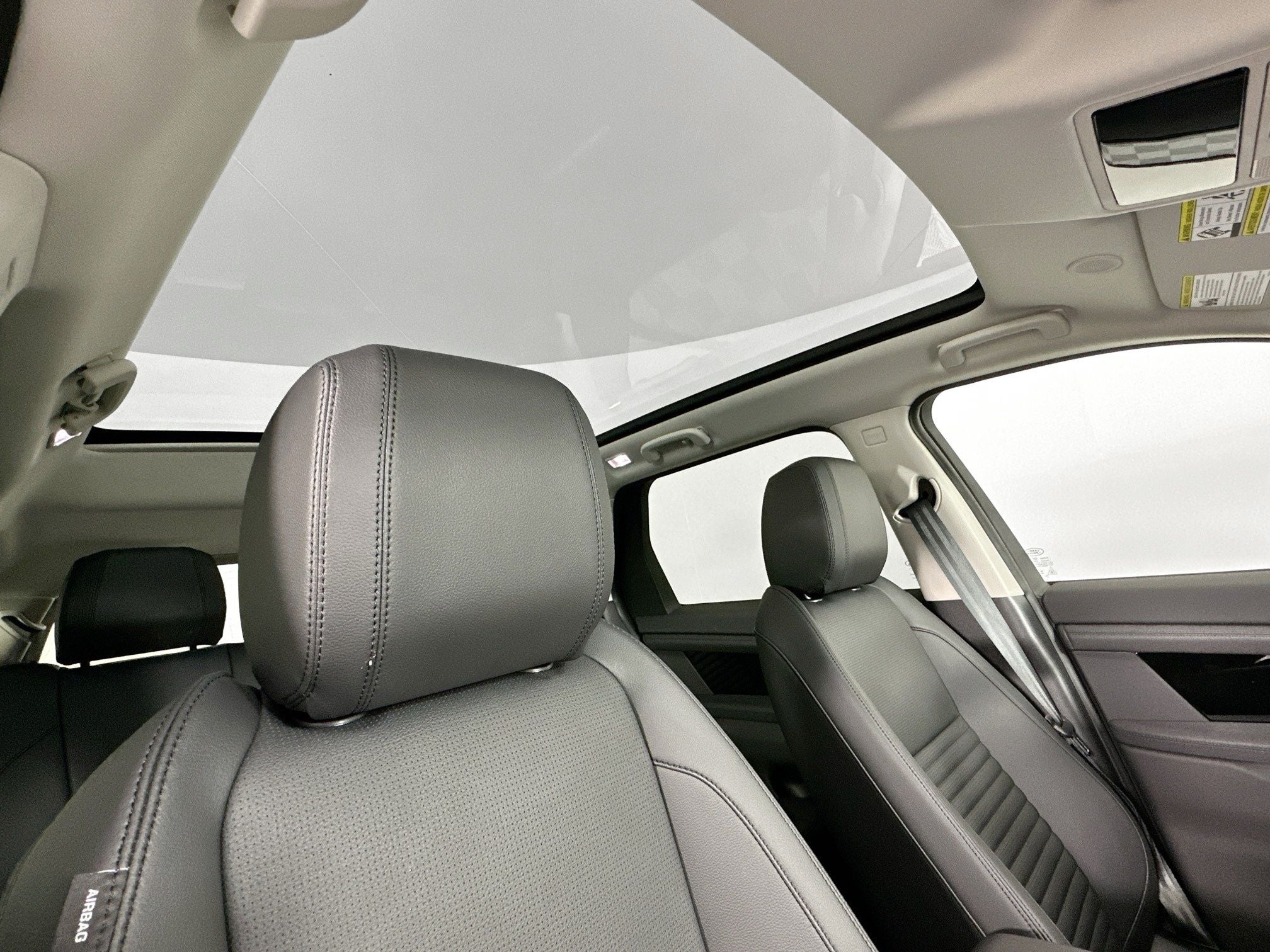 2025 Land Rover Discovery Sport S