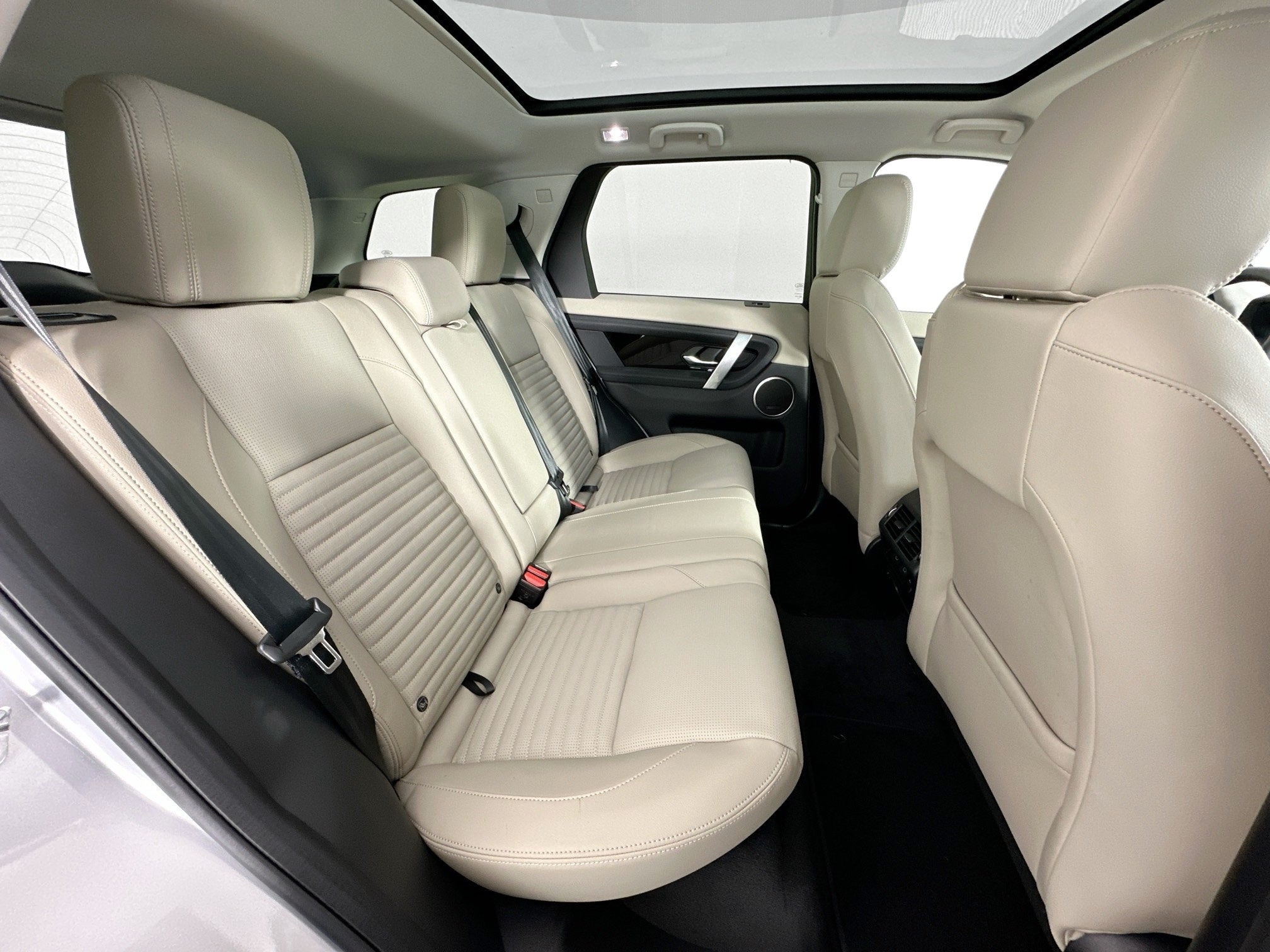 2025 Land Rover Discovery Sport S