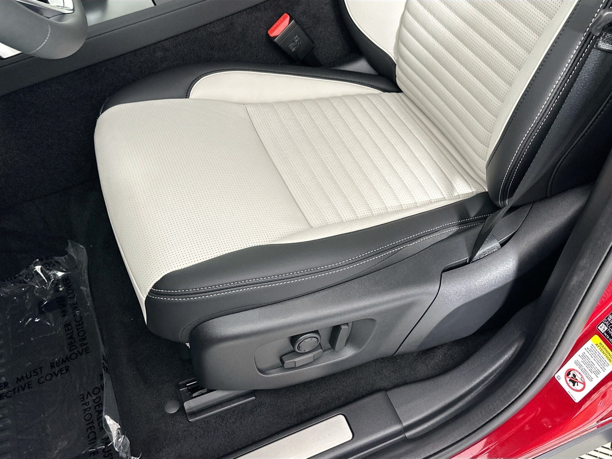 2026 Land Rover Discovery Sport Landmark