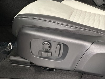 2026 Land Rover Discovery Sport Landmark