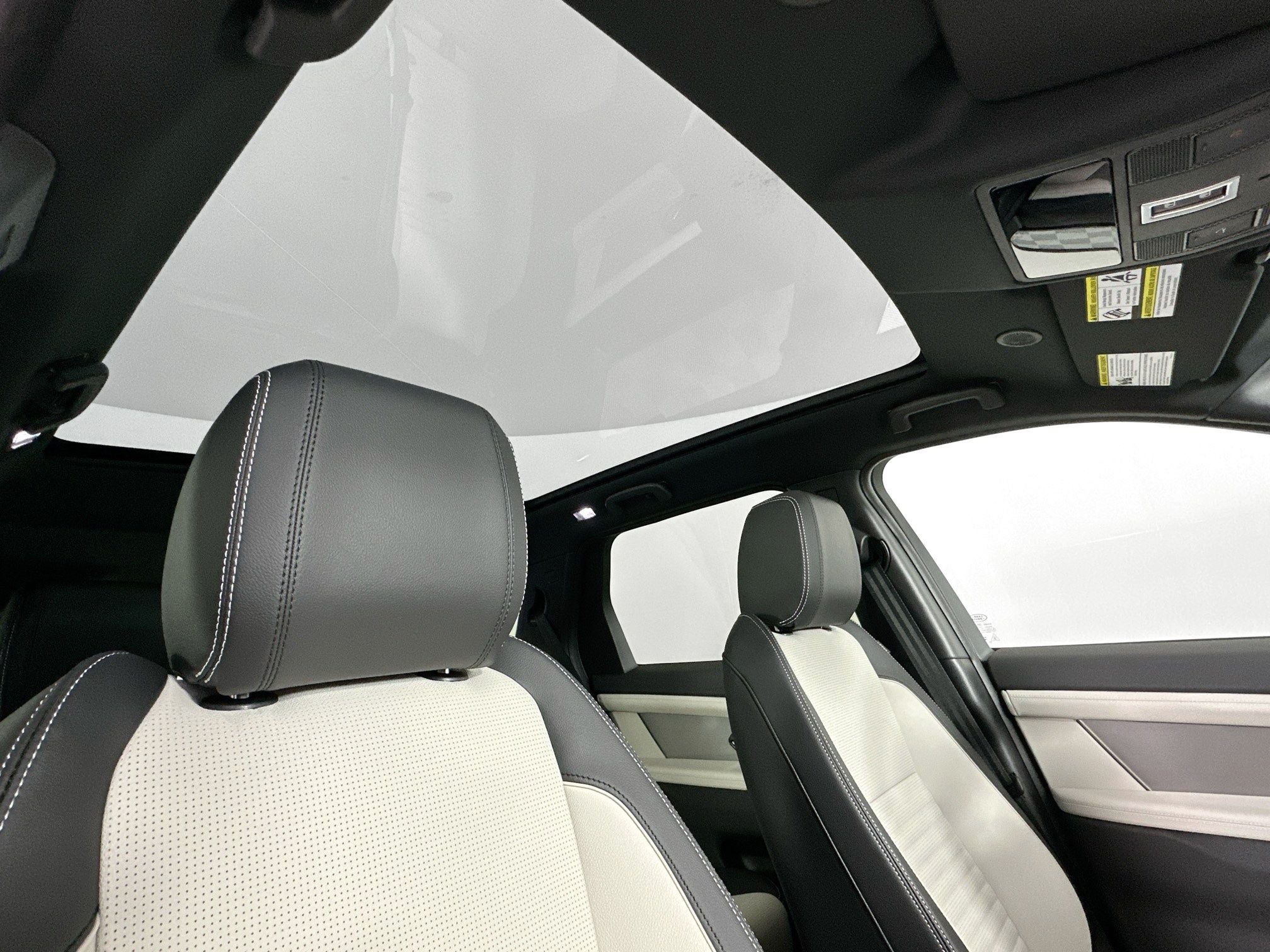 2026 Land Rover Discovery Sport Landmark