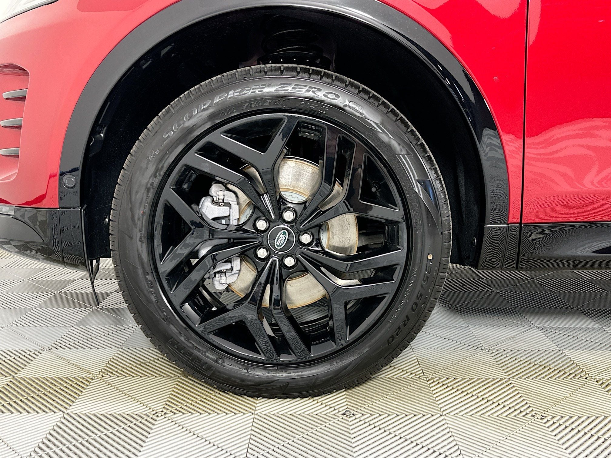 2026 Land Rover Discovery Sport Landmark