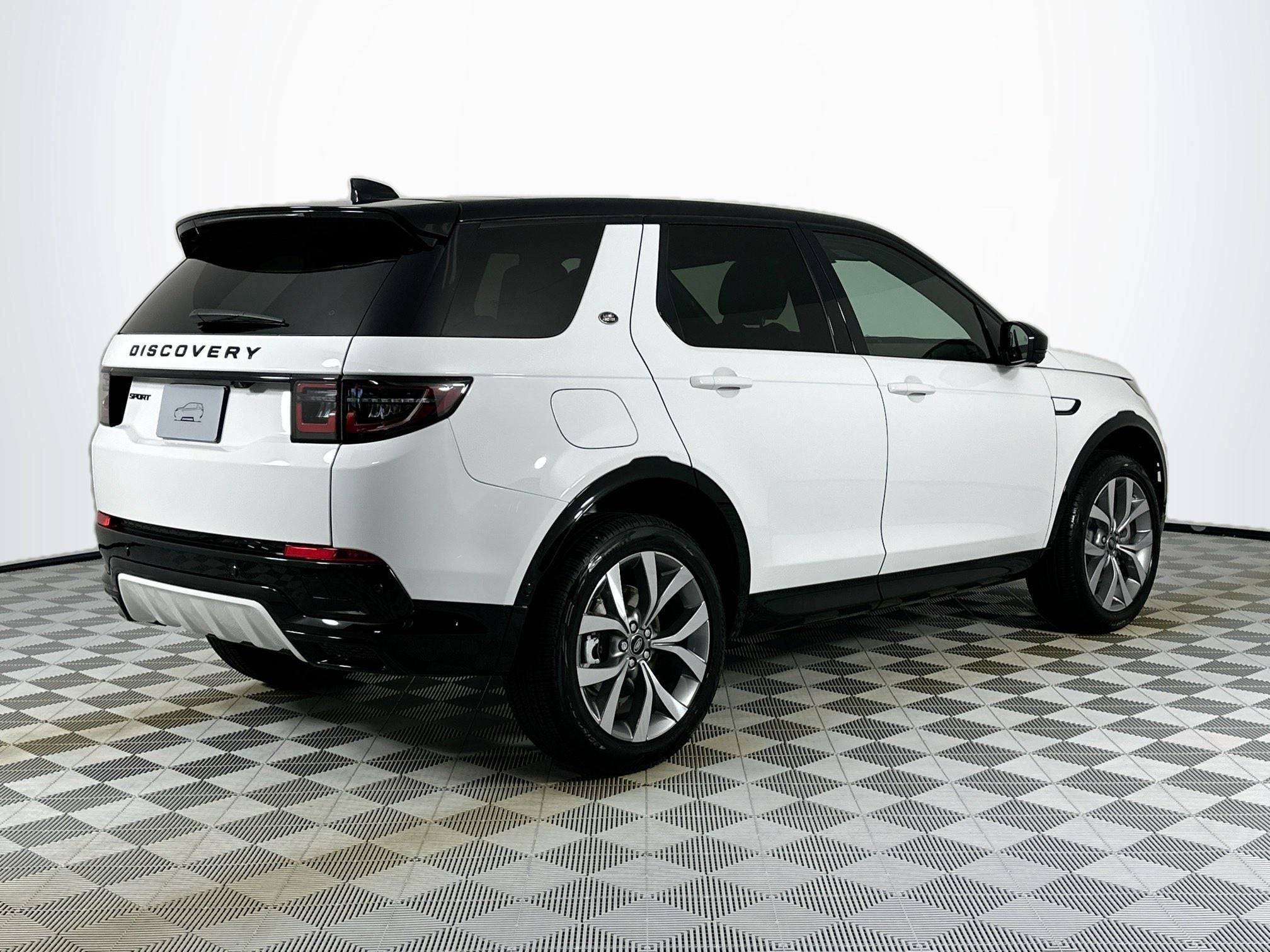 2026 Land Rover Discovery Sport Landmark