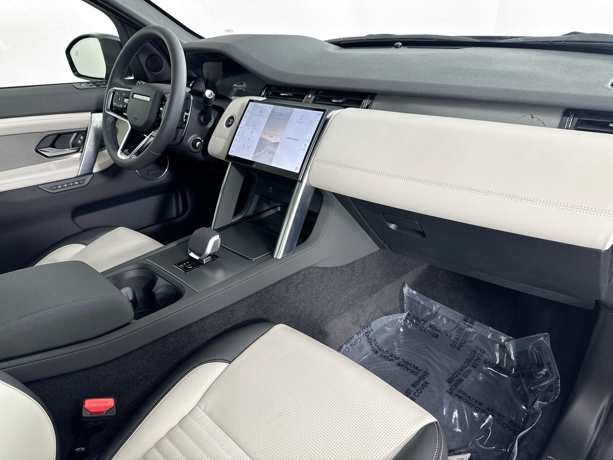 2026 Land Rover Discovery Sport Landmark