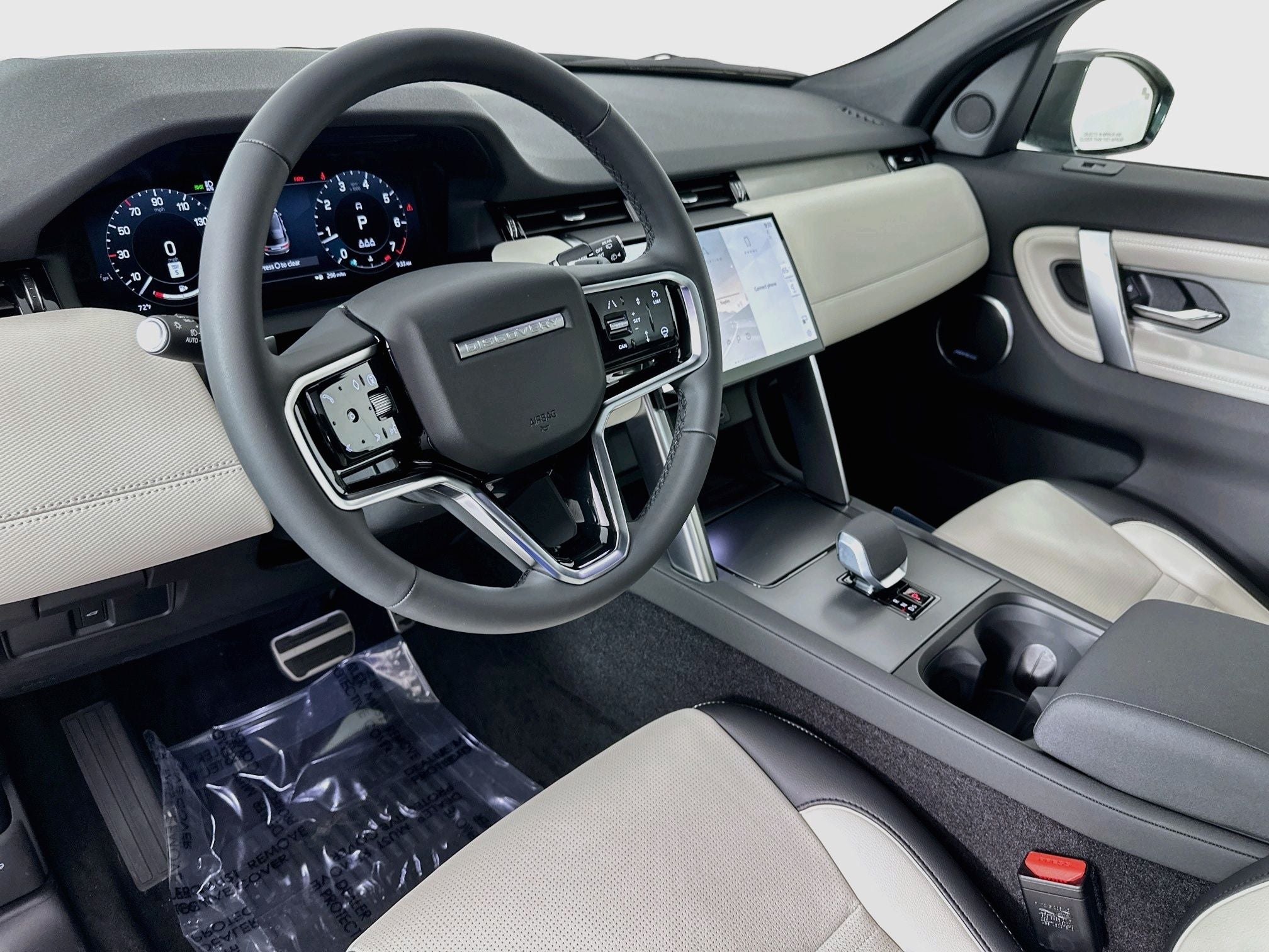 2026 Land Rover Discovery Sport Landmark