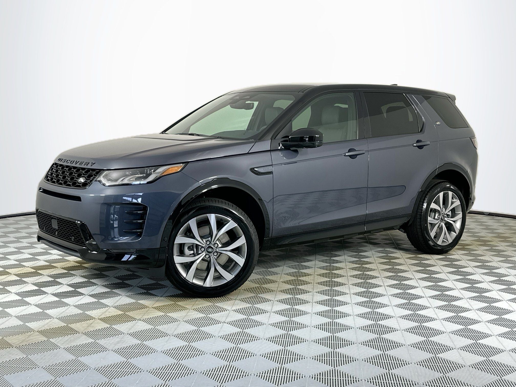 2026 Land Rover Discovery Sport Landmark