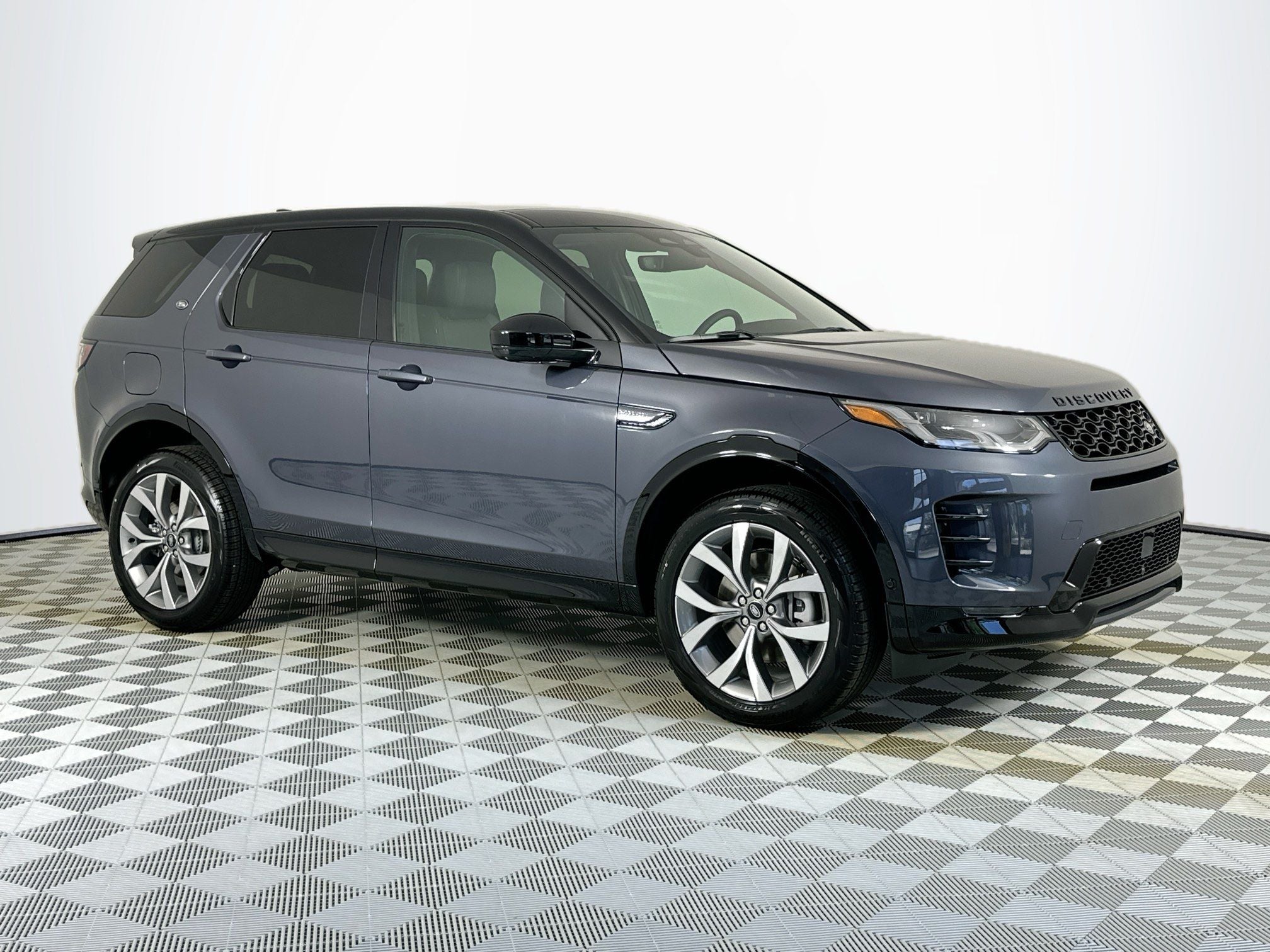 2026 Land Rover Discovery Sport Landmark