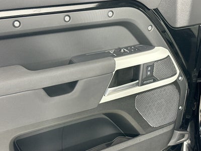 2023 Land Rover Defender 90 X-Dynamic SE
