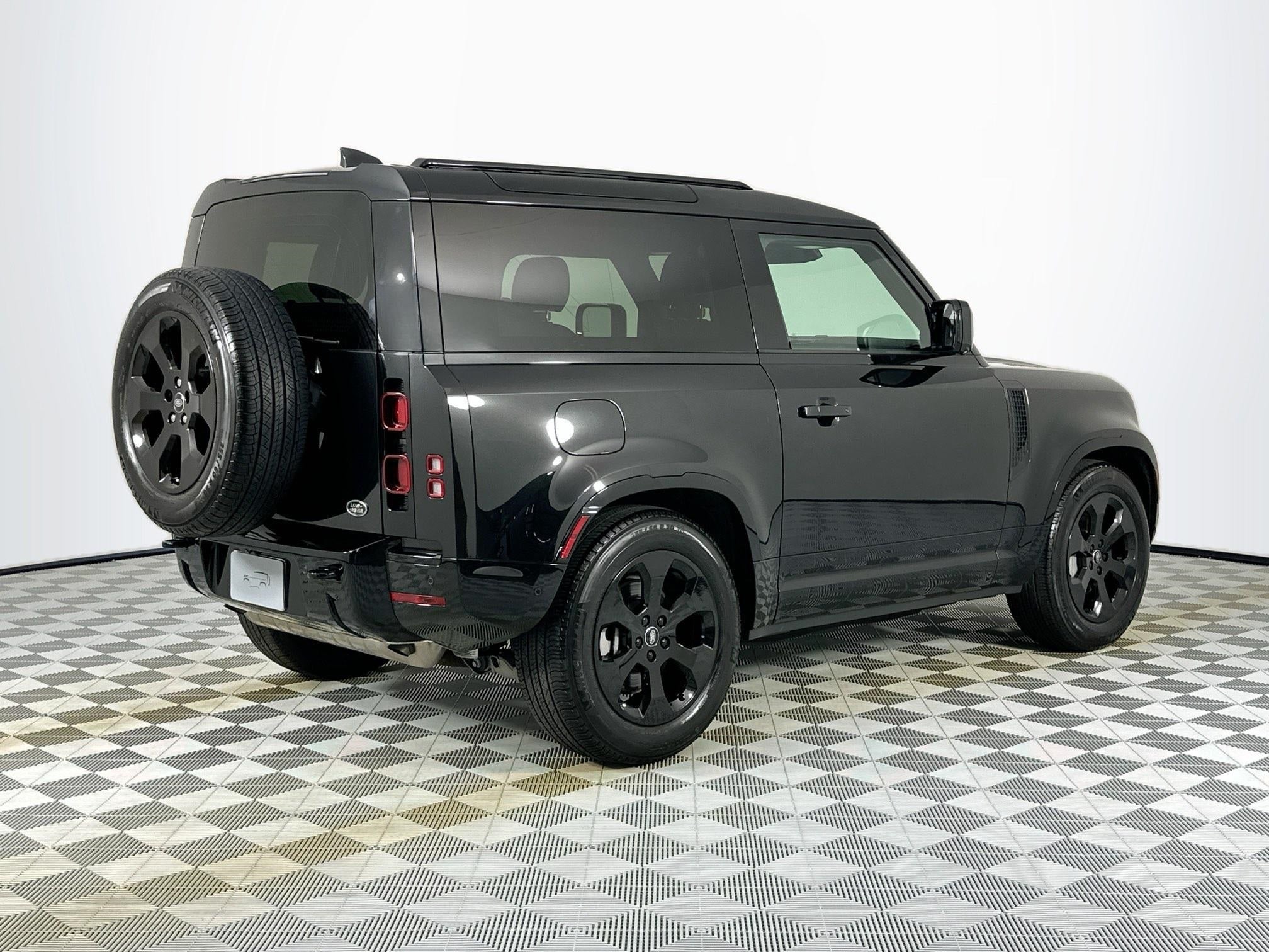 2023 Land Rover Defender 90 X-Dynamic SE