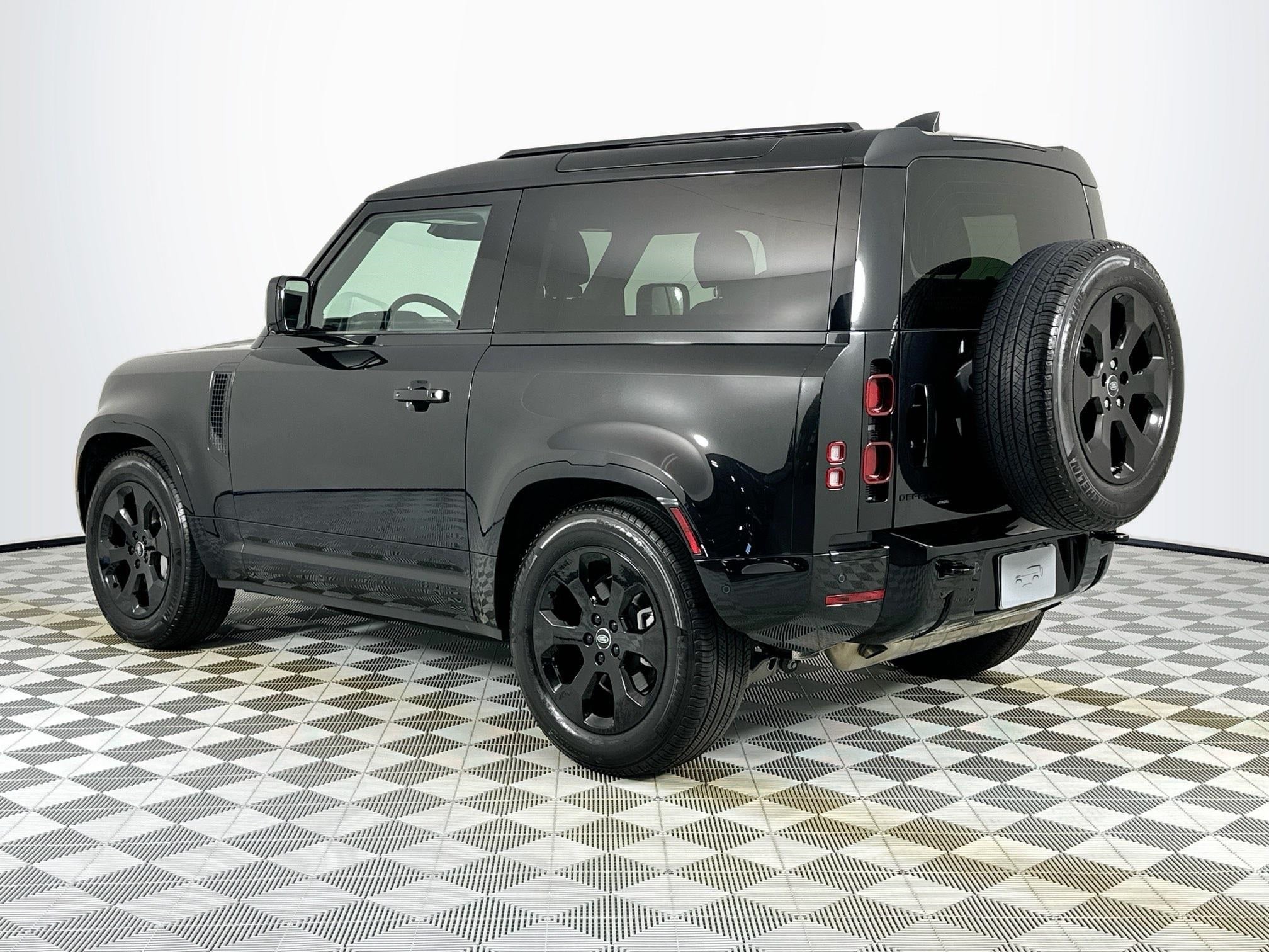 2023 Land Rover Defender 90 X-Dynamic SE
