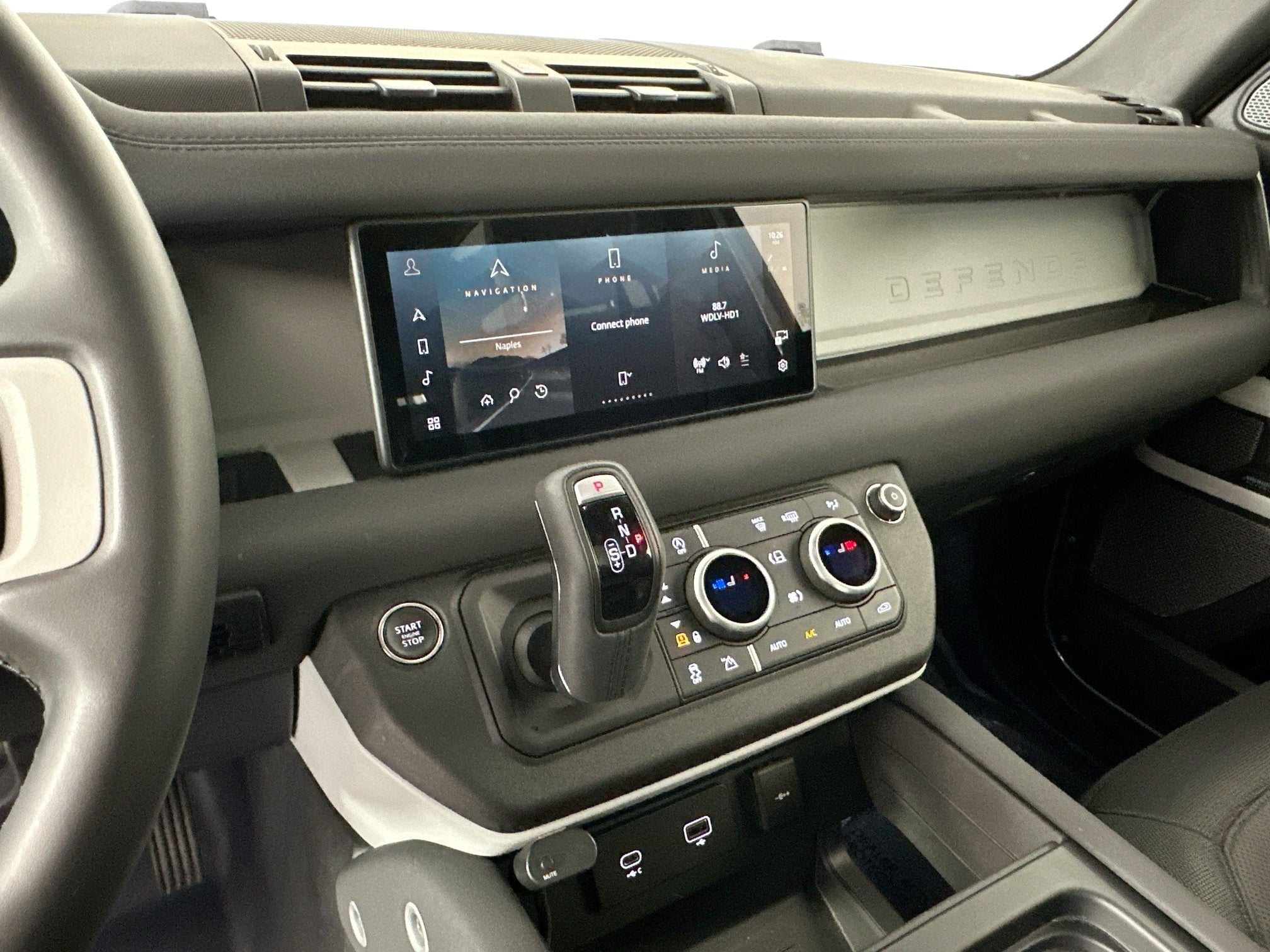 2023 Land Rover Defender 90 X-Dynamic SE