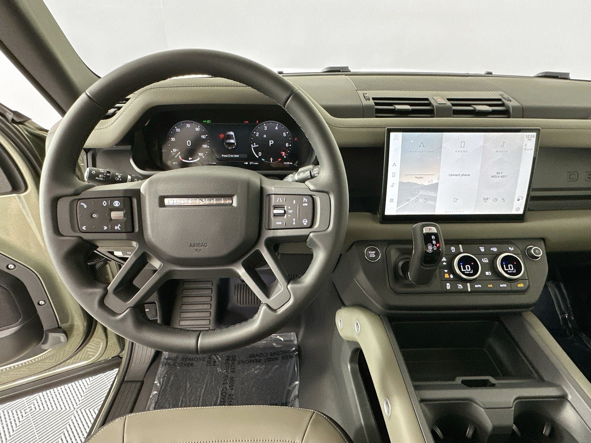 2025 Land Rover Defender 90 X-Dynamic SE