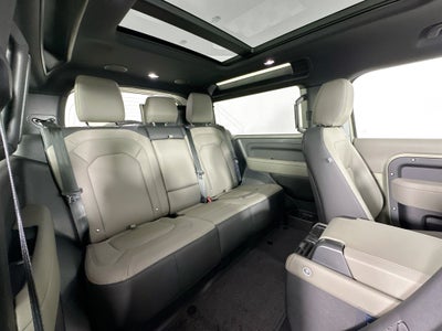 2025 Land Rover Defender 90 X-Dynamic SE