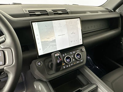2026 Land Rover Defender 110 X-Dynamic SE